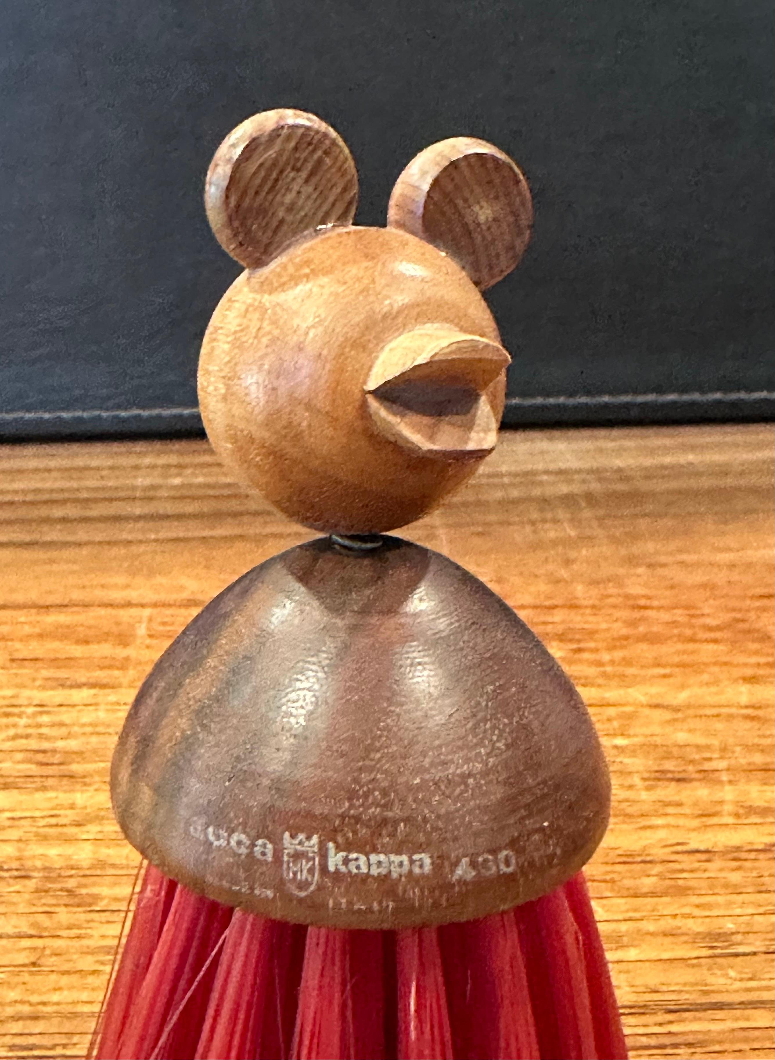 Plastic Walnut and Teak Bear Clothes Brush by Acca Kappa of Italy For Sale