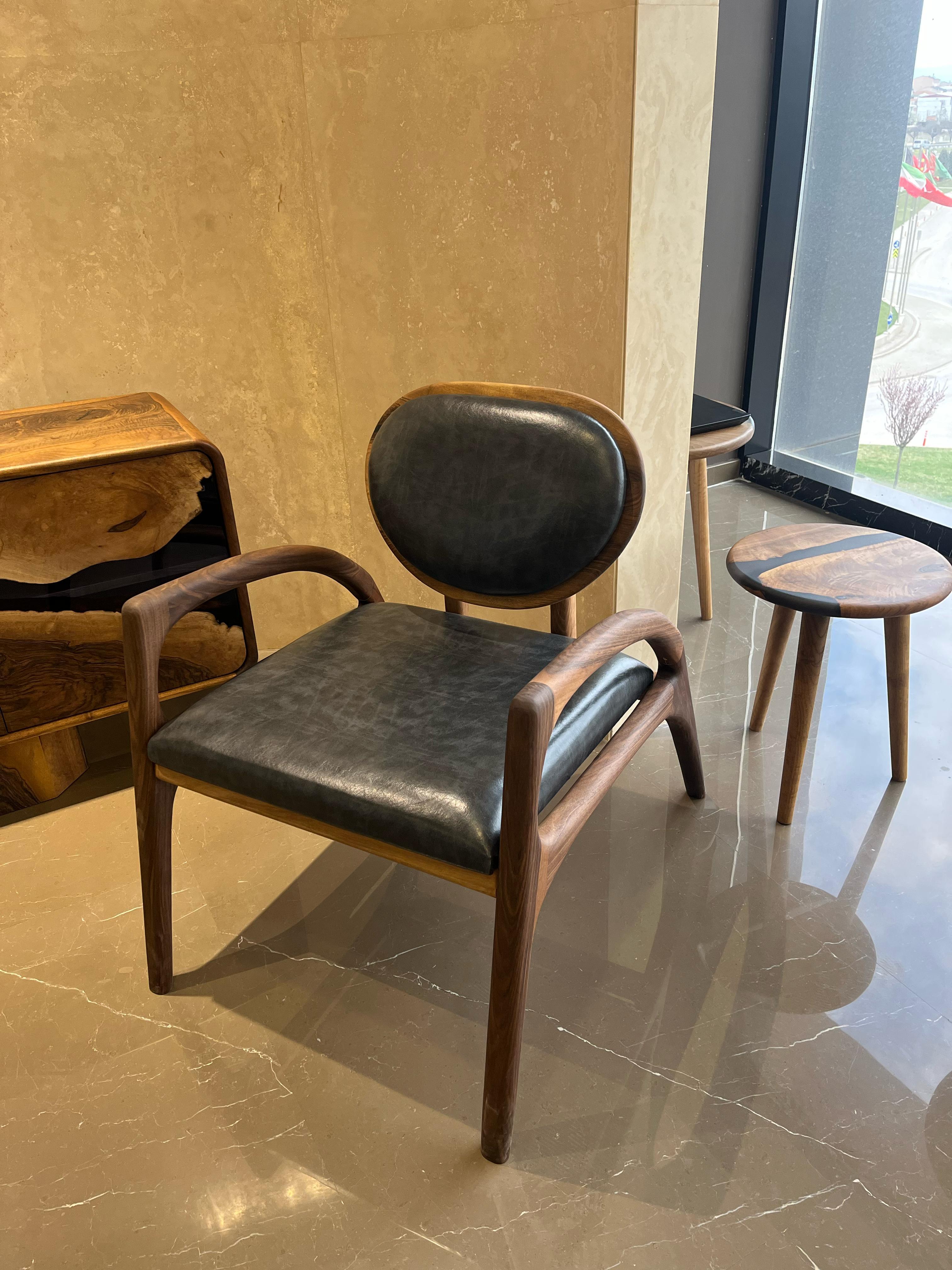 CUSTOMIZABLE WALNUT ARMCHAIR

Type of Wood: Walnut
Customizable: Available!
Production Time: 2-3 Weeks

We customize all of our furnitures (armchairs, dining tables, coffee tables, tv units, consoles etc..) in terms of fabric colour, kind of wood