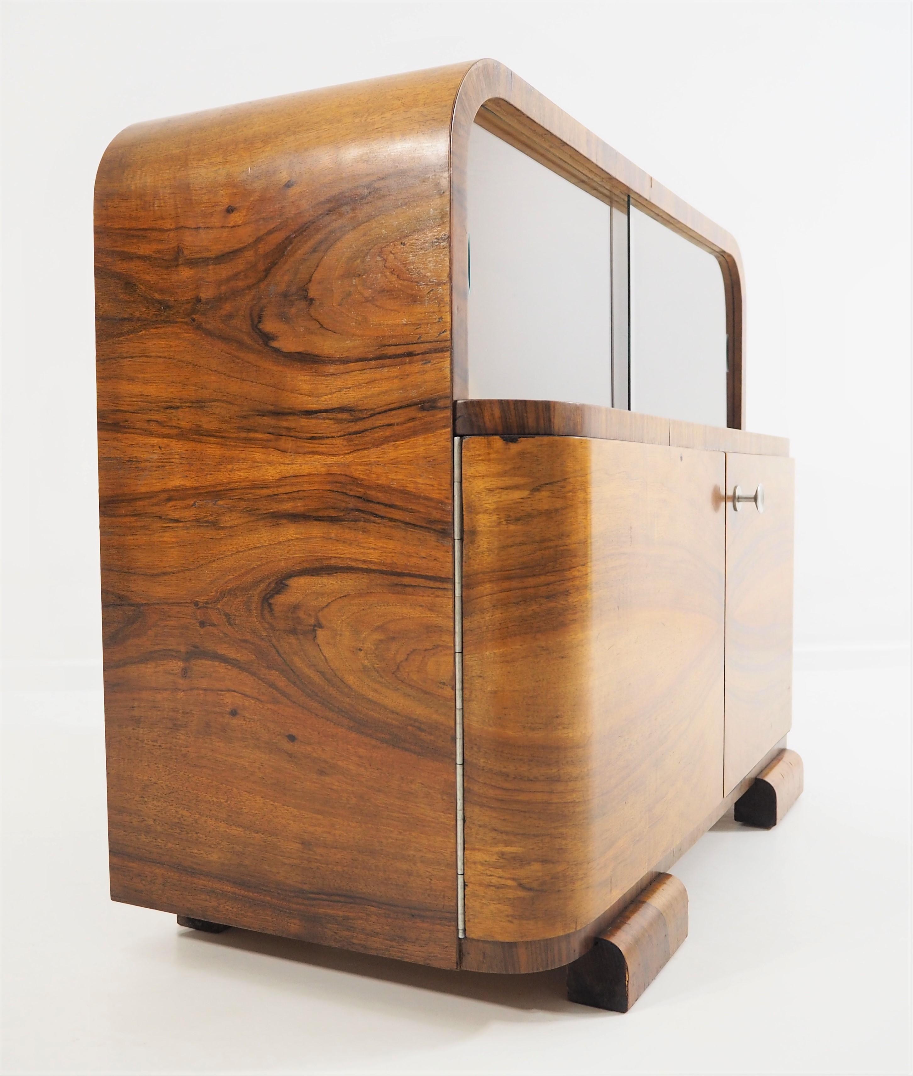 Veneer Walnut Art Deco Cabinet, 1940s