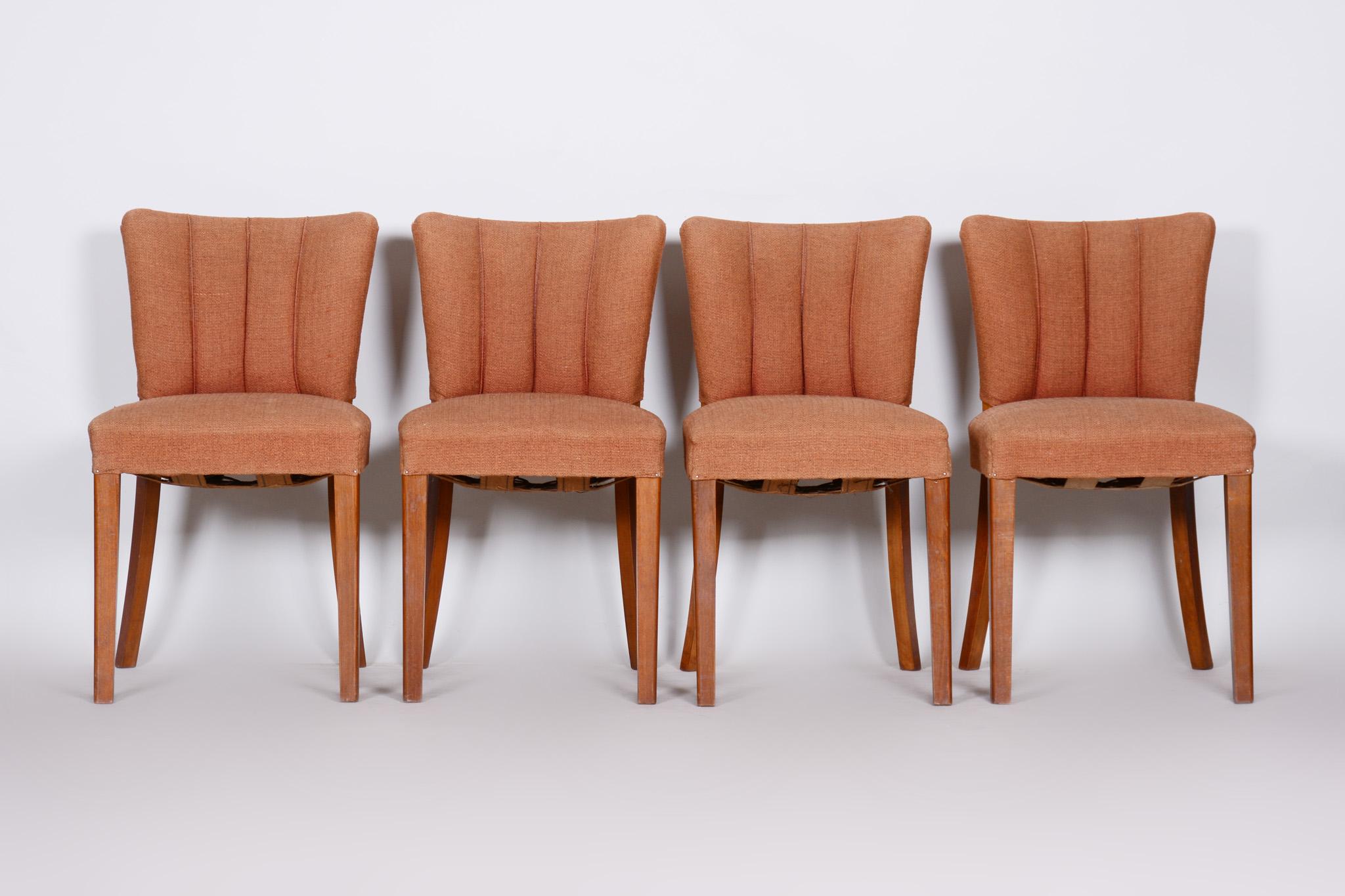 Walnut Art Deco Chairs from Czechoslovakia, 1920-1929 Original Fabric, 4 Pieces  In Good Condition In Horomerice, CZ