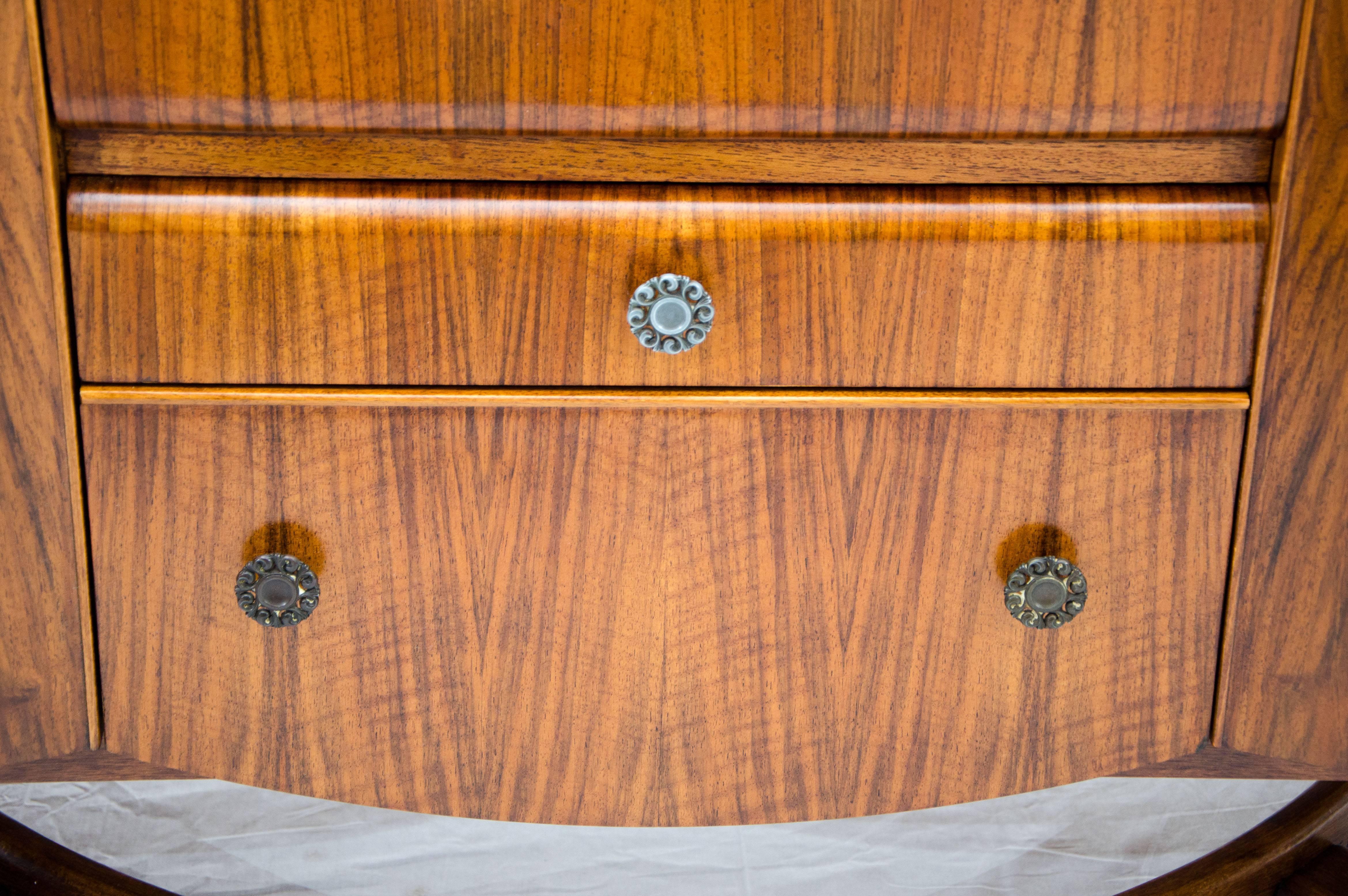 Walnut Art Deco Cocktail Cabinet Bar 12