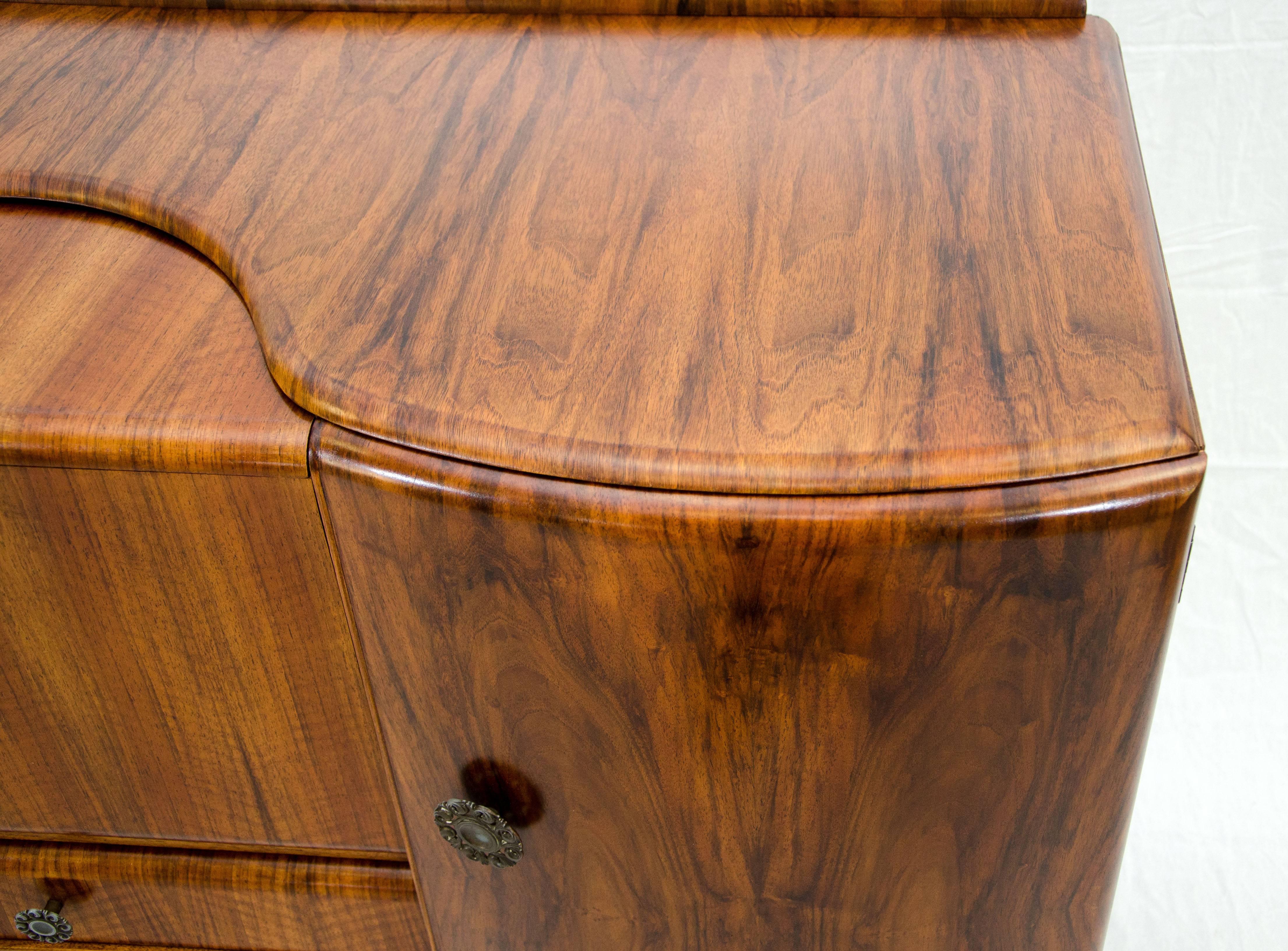 Walnut Art Deco Cocktail Cabinet Bar 3