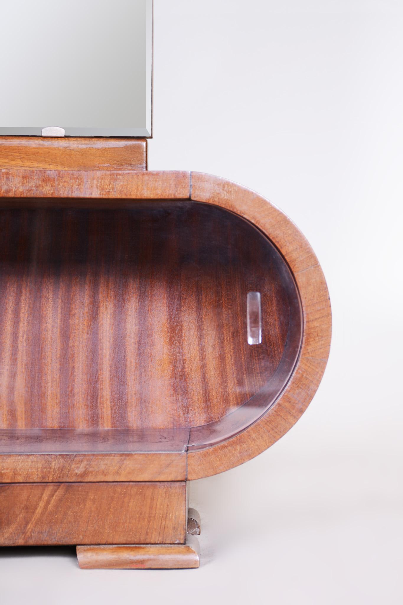 Espejo Vestidor Art Deco de Nogal de Checoslovaquia, Periodo, Años 20 Art Decó en venta