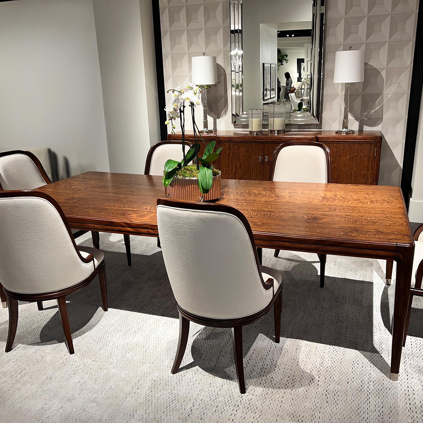 Table de salle à manger à rallonge Art Déco en noyer Neuf - En vente à Westwood, NJ