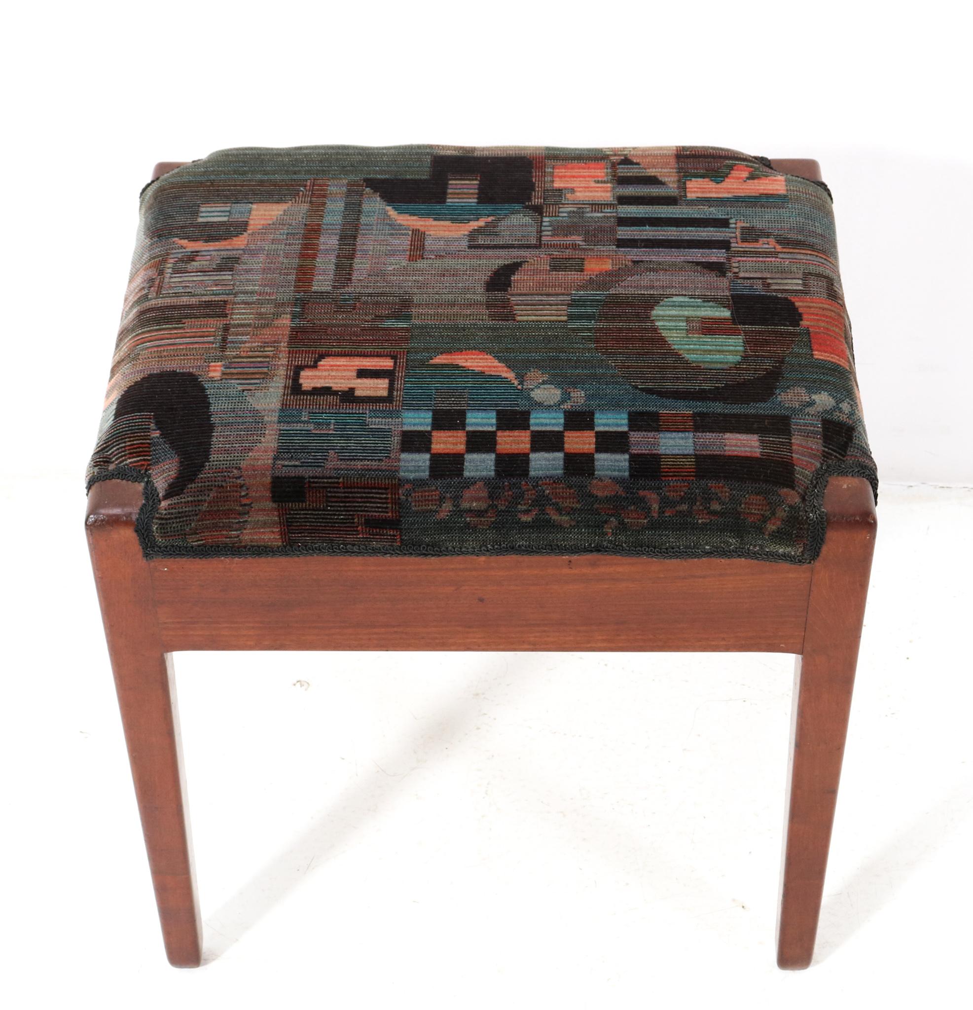 Walnut Art Deco Modernist Stool by L.O.V. Oosterbeek, 1920s In Good Condition For Sale In Amsterdam, NL