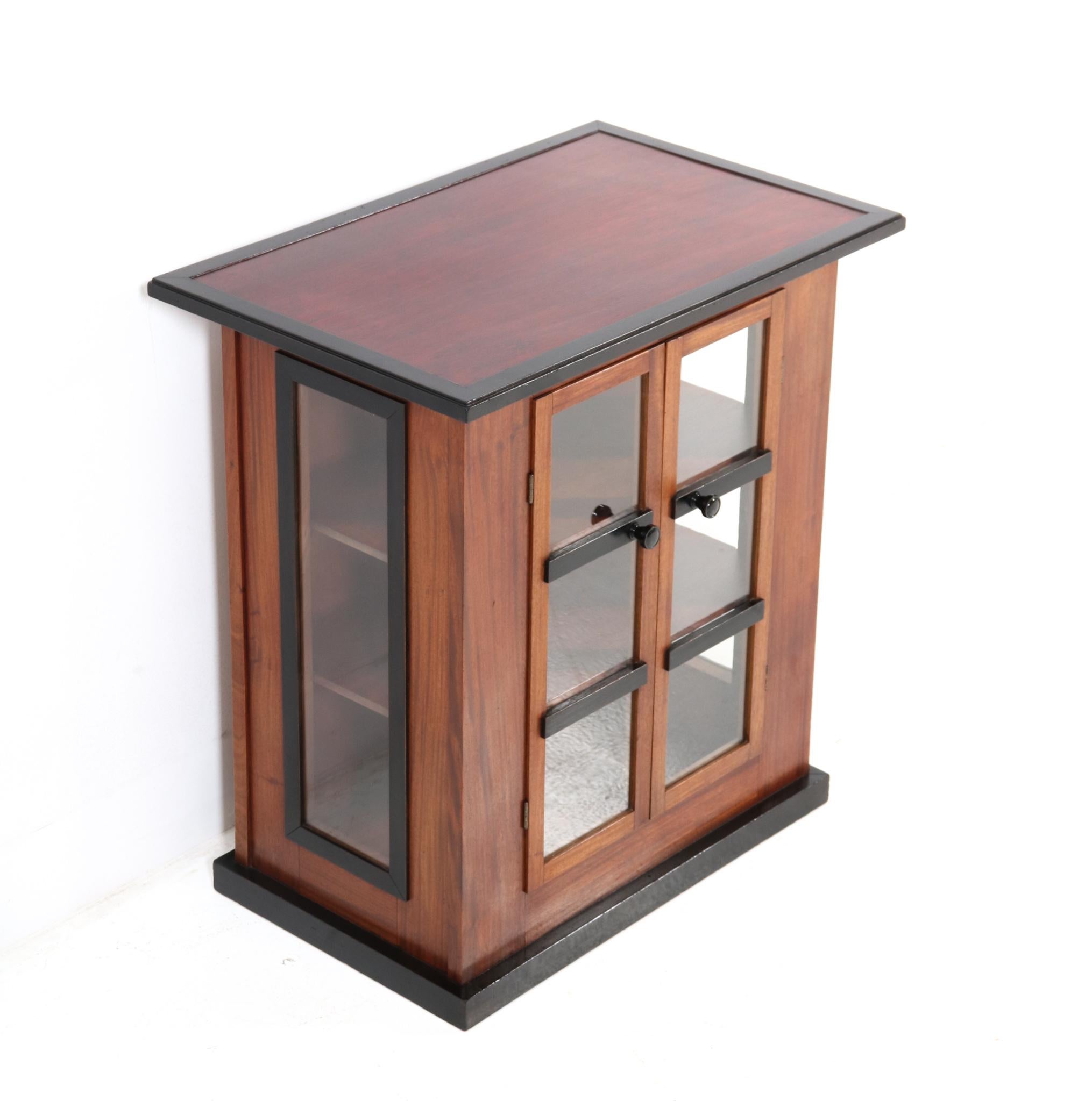 Walnut Art Deco Modernist Tea Cabinet by Jan Brunott, 1920s For Sale 3