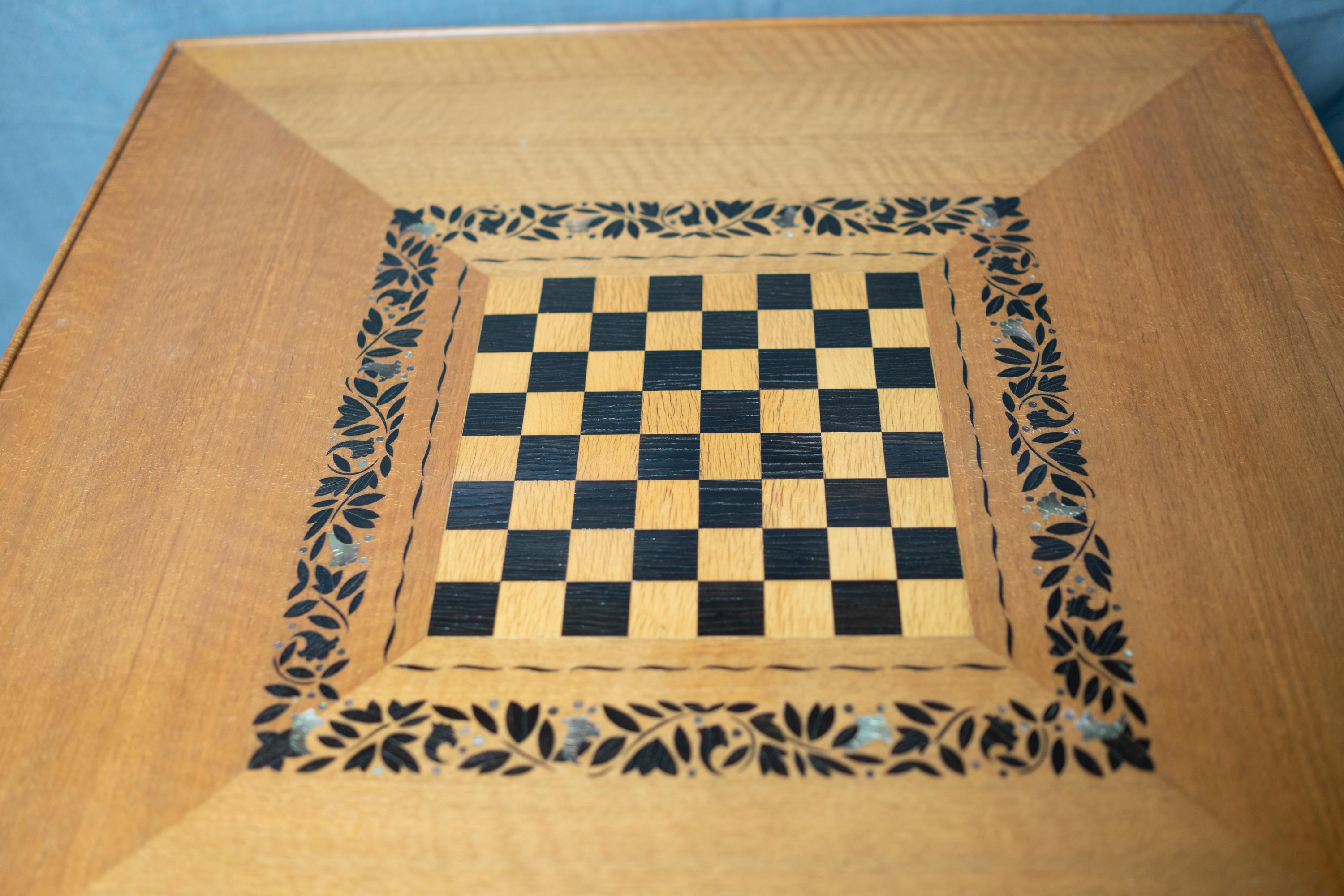 Walnut Art Deco Period Game Table by Jules Leleu In Good Condition For Sale In Montreal, QC