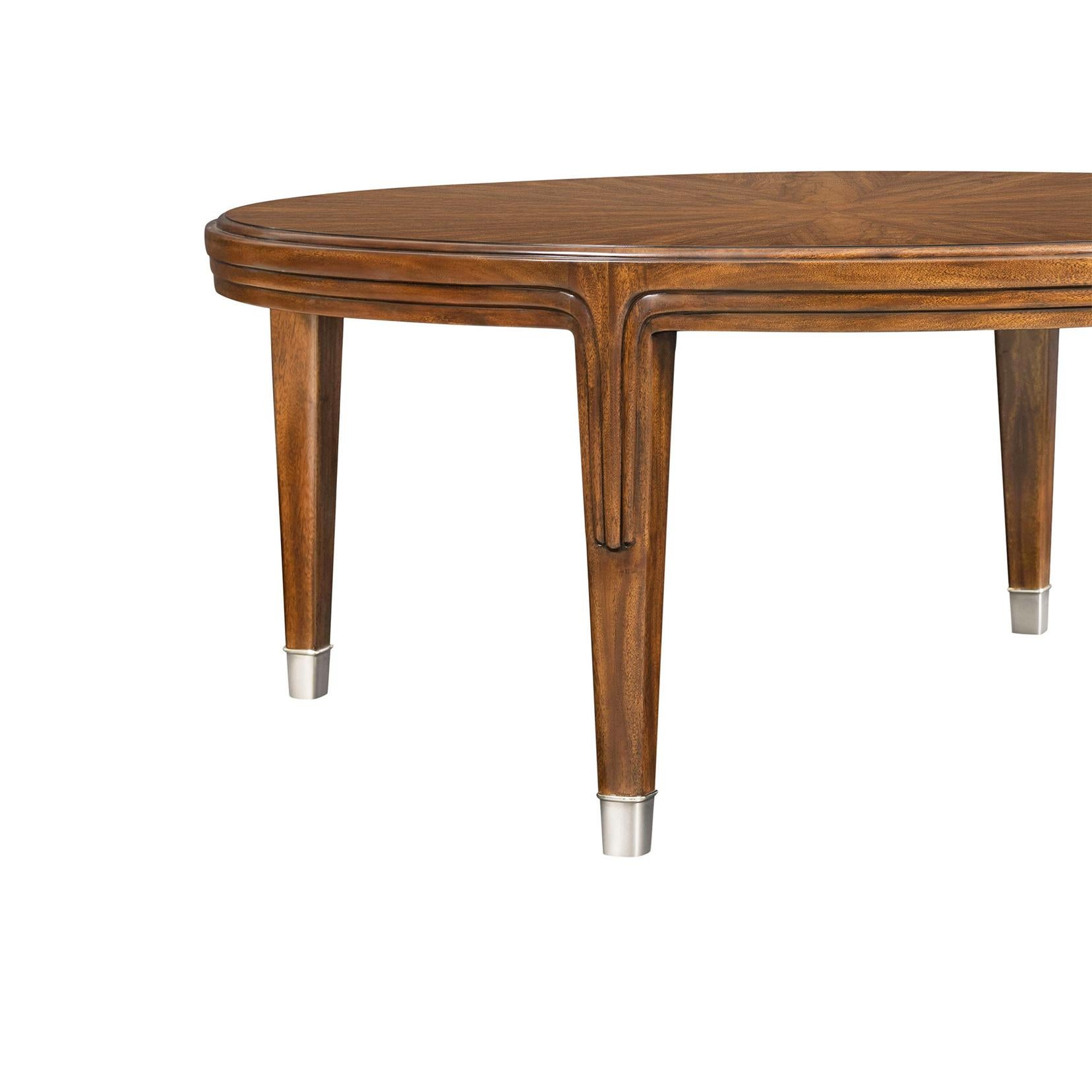 Art déco Table basse ronde art déco en noyer en vente