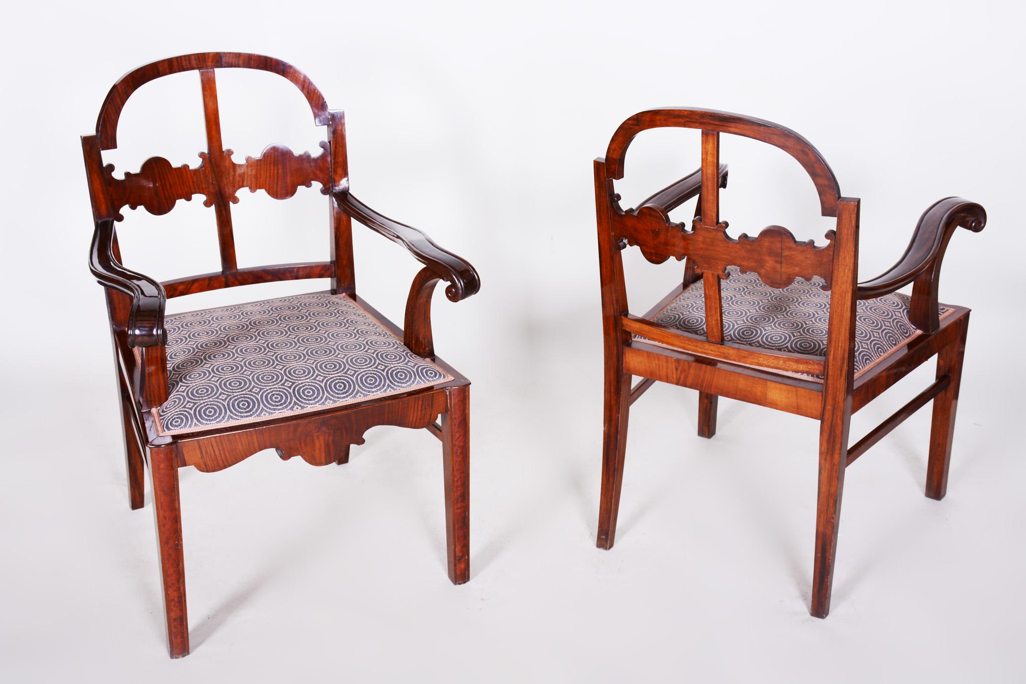 Walnut Art Deco Seating Set, 2 Armchairs and 4 Chairs, Shellac Polish, 1920s For Sale 6