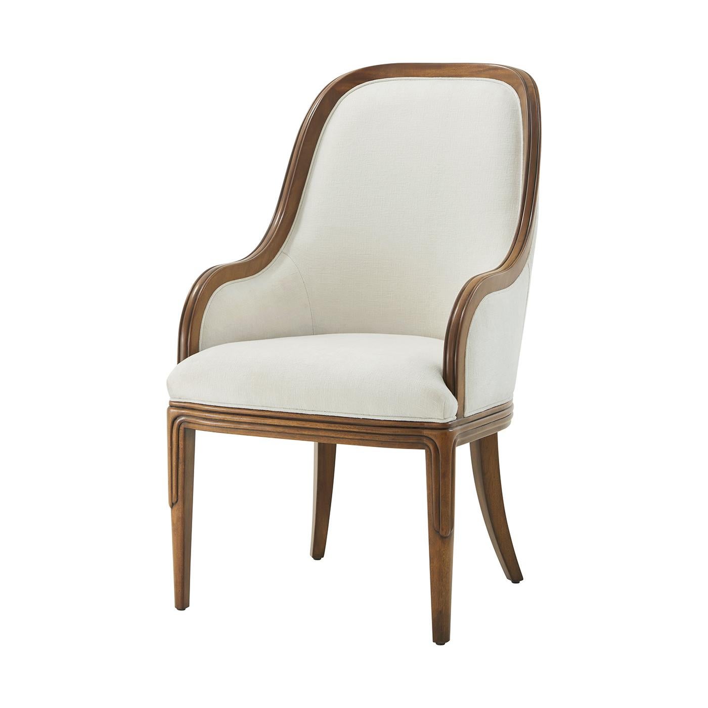 Gepolsterte Esstischsessel aus Nussbaum im Art déco-Stil (2er-Set) (Vietnamesisch) im Angebot