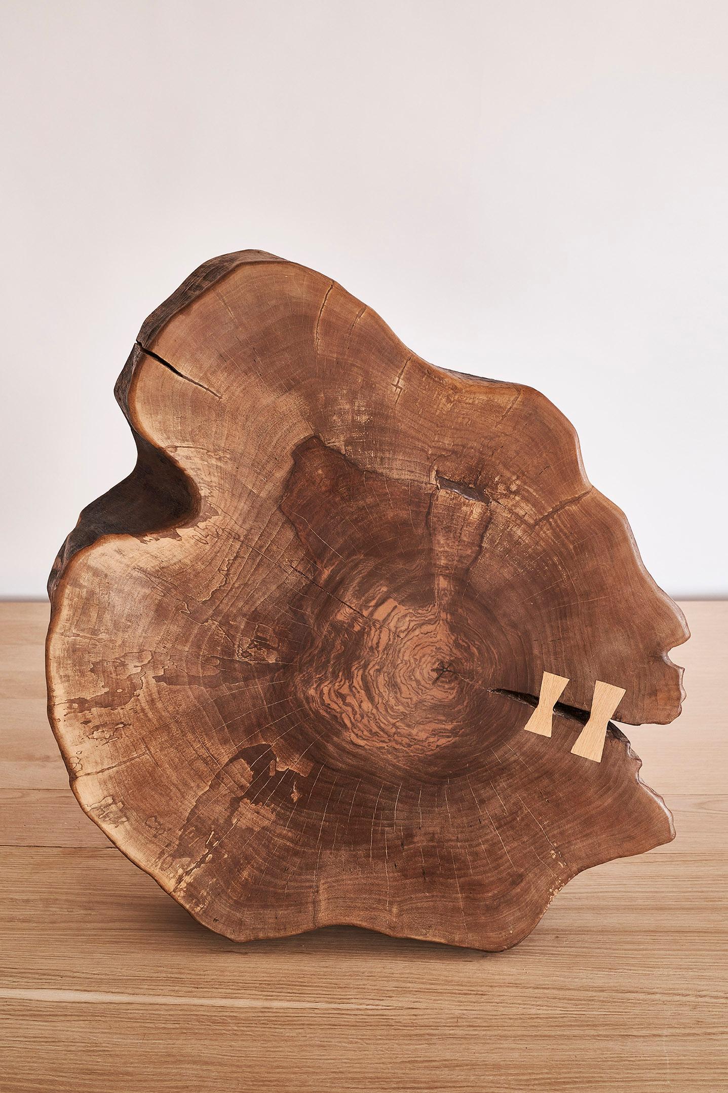 Walnut Arte Coffee Table by Jean-Baptiste Van Den Heede In New Condition For Sale In Geneve, CH