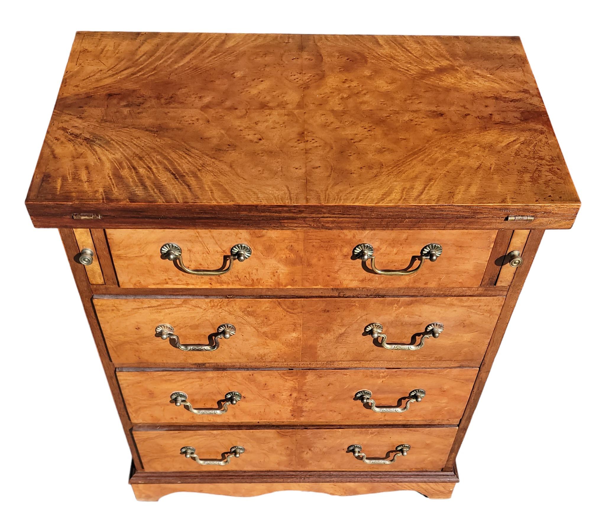 Walnut Bachelors Chest of Drawers with Brass Handles  For Sale 3