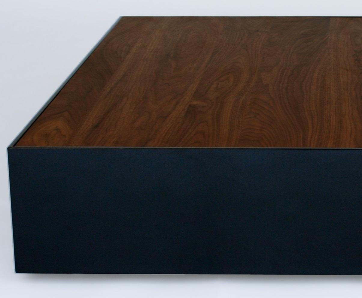 Américain Table basse Ballot XL en noyer par Phase Design en vente