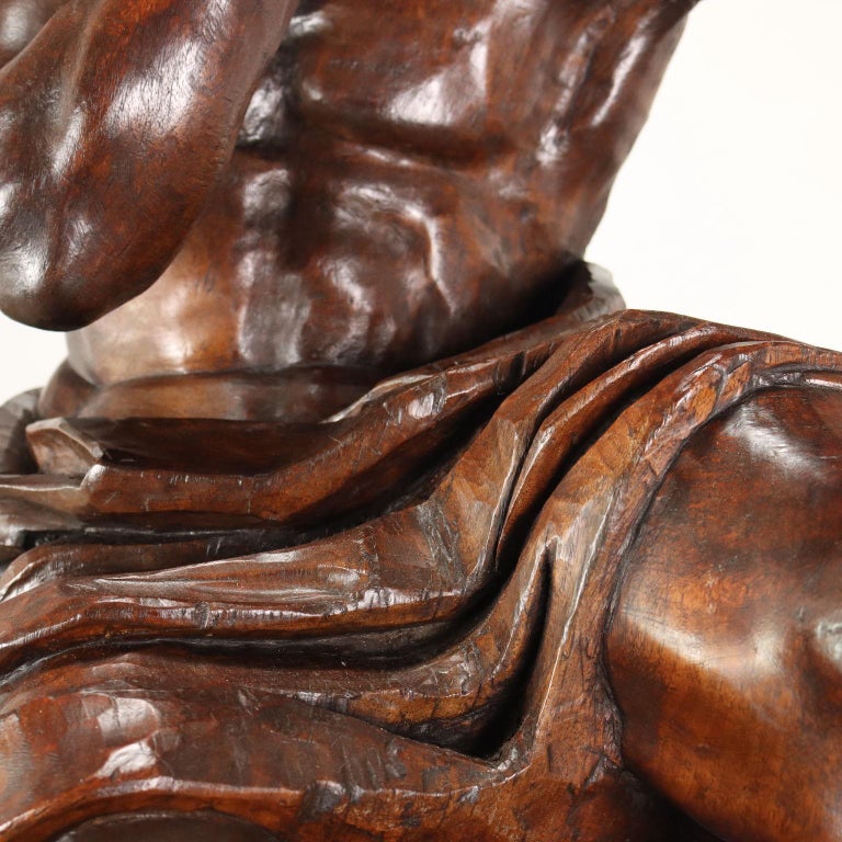 Walnut Baroque Sculpture, Italy, 17th Century For Sale 3