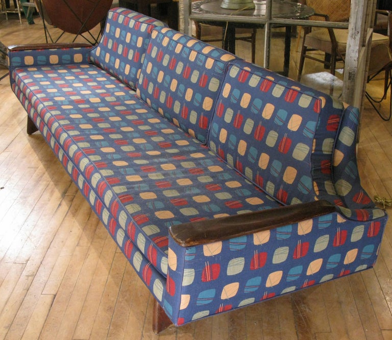 Walnut Base Sofa By Adrian Pearsall For Craft Ociates At 1stdibs Mid Century Modern Walnut Base Sofa By Adrian Pearsall For Craft Ociates