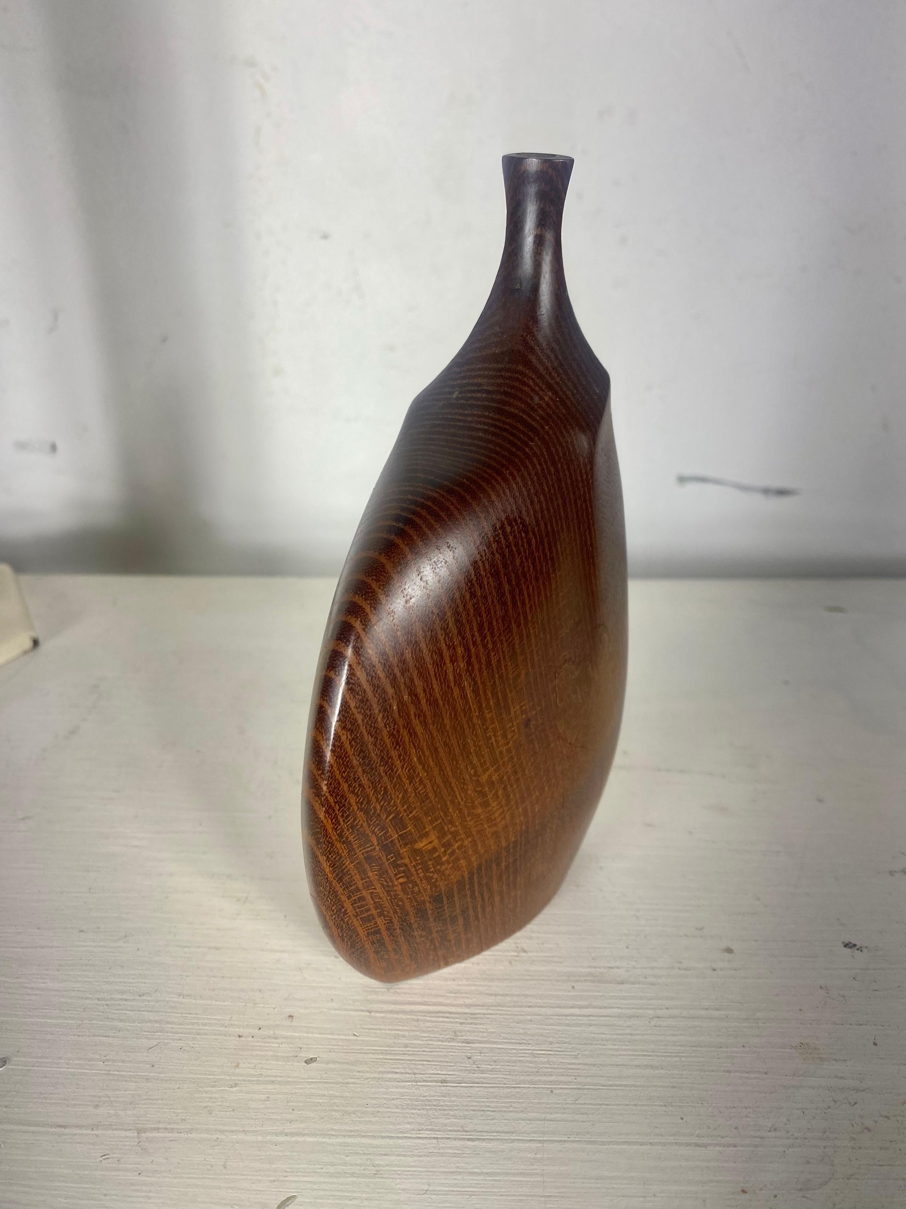 American Walnut Biomorphic vase by California Designer Craftsman, Doug Ayers, c. 1960 For Sale