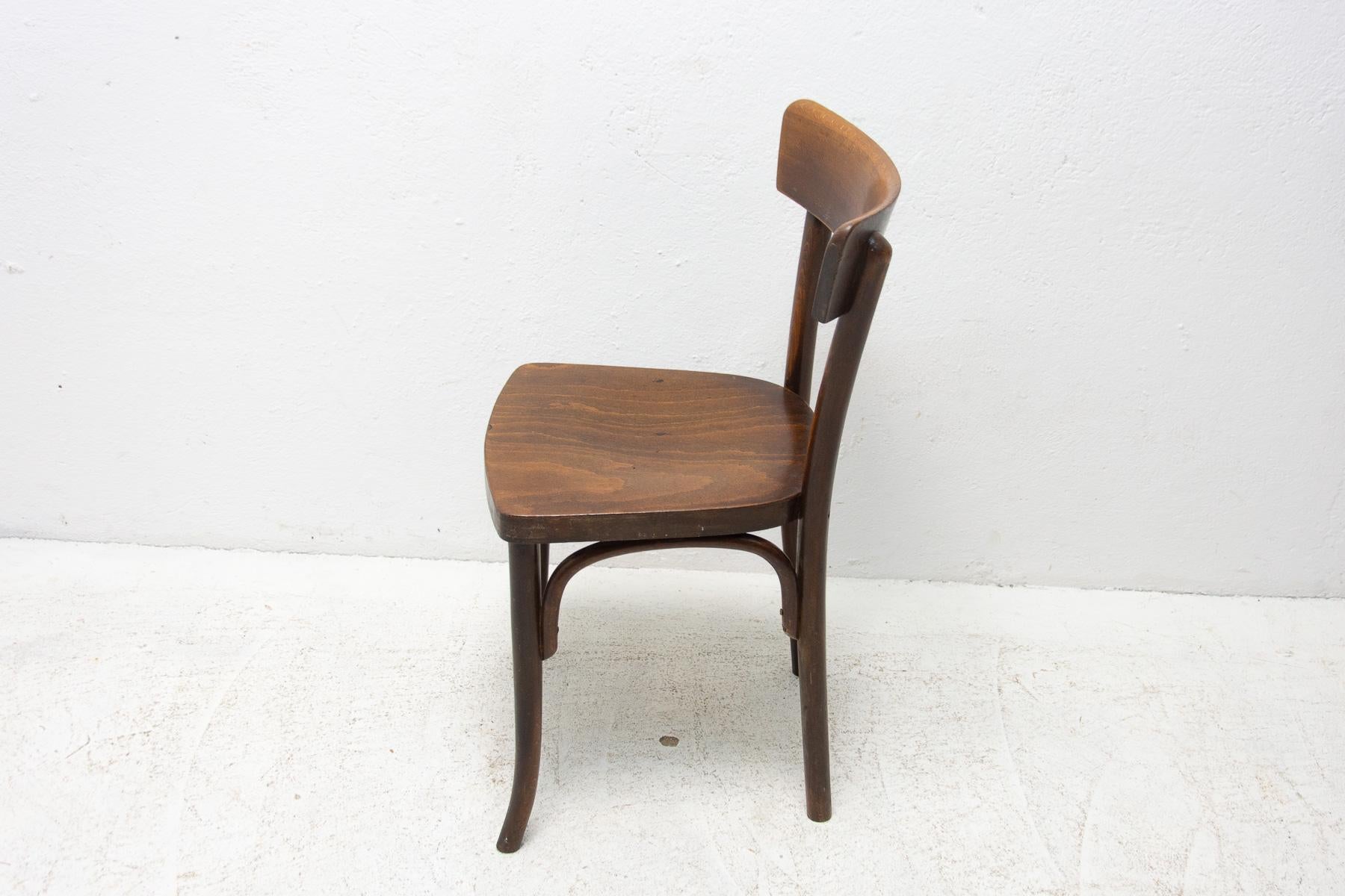 Mid-Century Modern Walnut Bistro Chair Thonet, Czechoslovakia, 1920´s