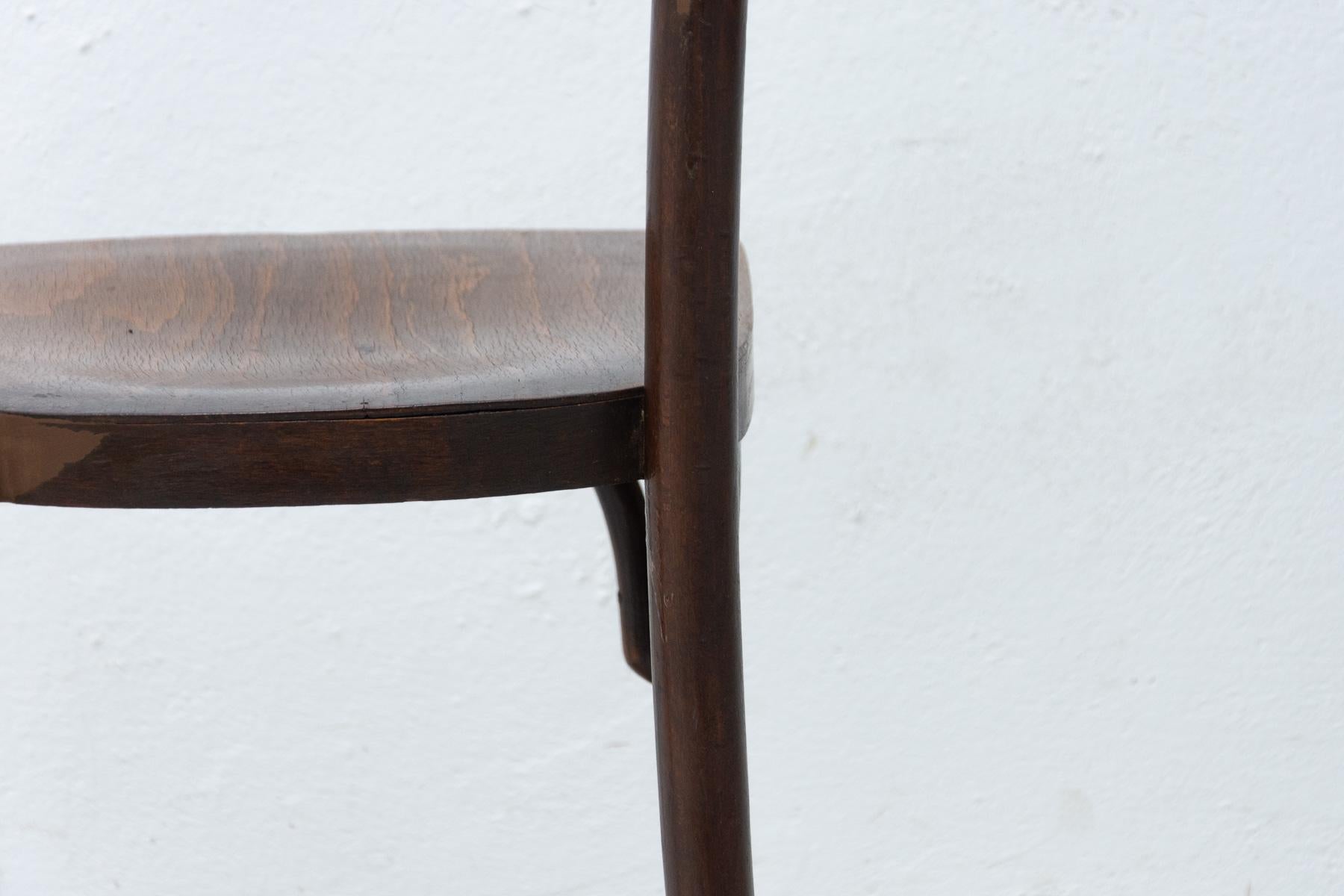 Walnut Bistro Chair Thonet, Czechoslovakia, 1920´s In Good Condition In Prague 8, CZ