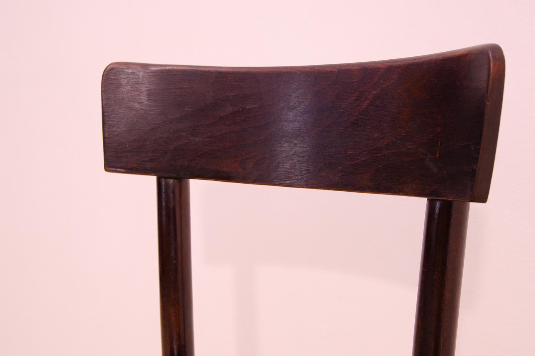 Walnut bistro chair THONET, Czechoslovakia, 1920´s 3