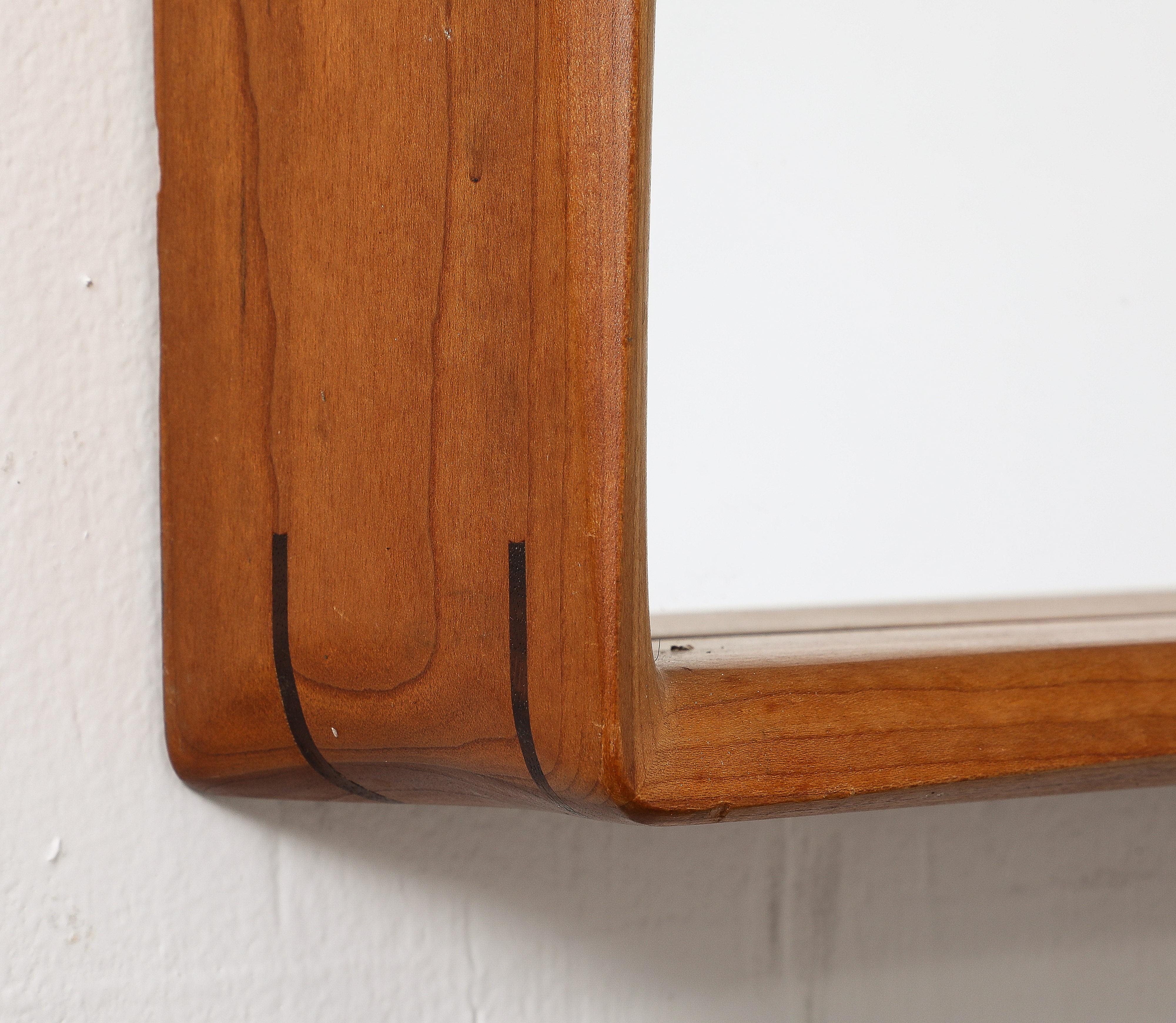 Américain Miroir en noyer et noyer noir, États-Unis, années 1960 en vente