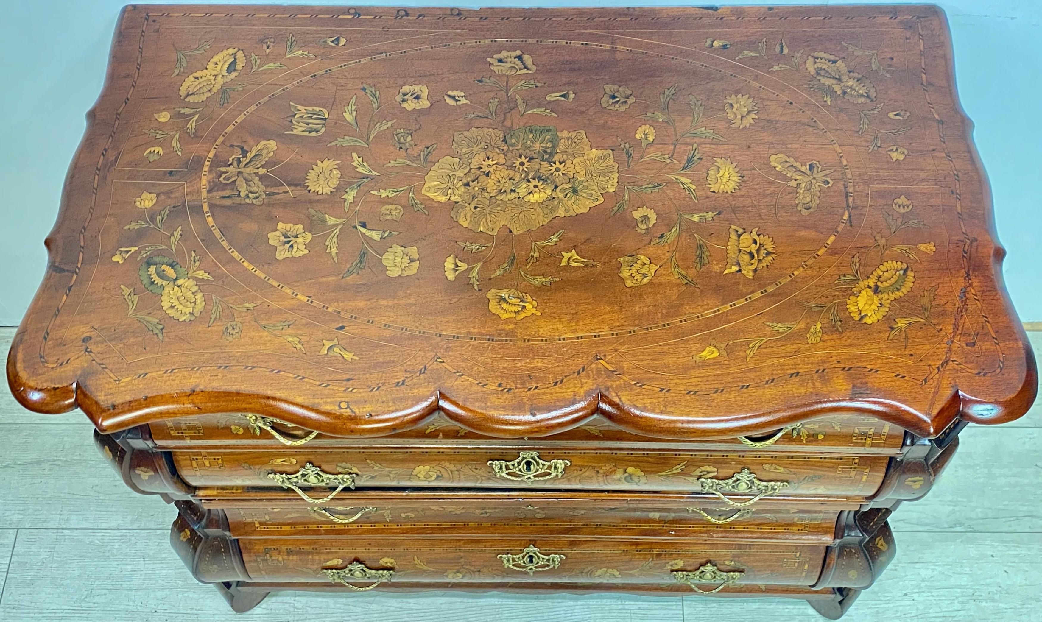 Walnut Bombe Style Chest with Satinwood and Fruit Wood Inlay, 18th Century Dutch For Sale 8