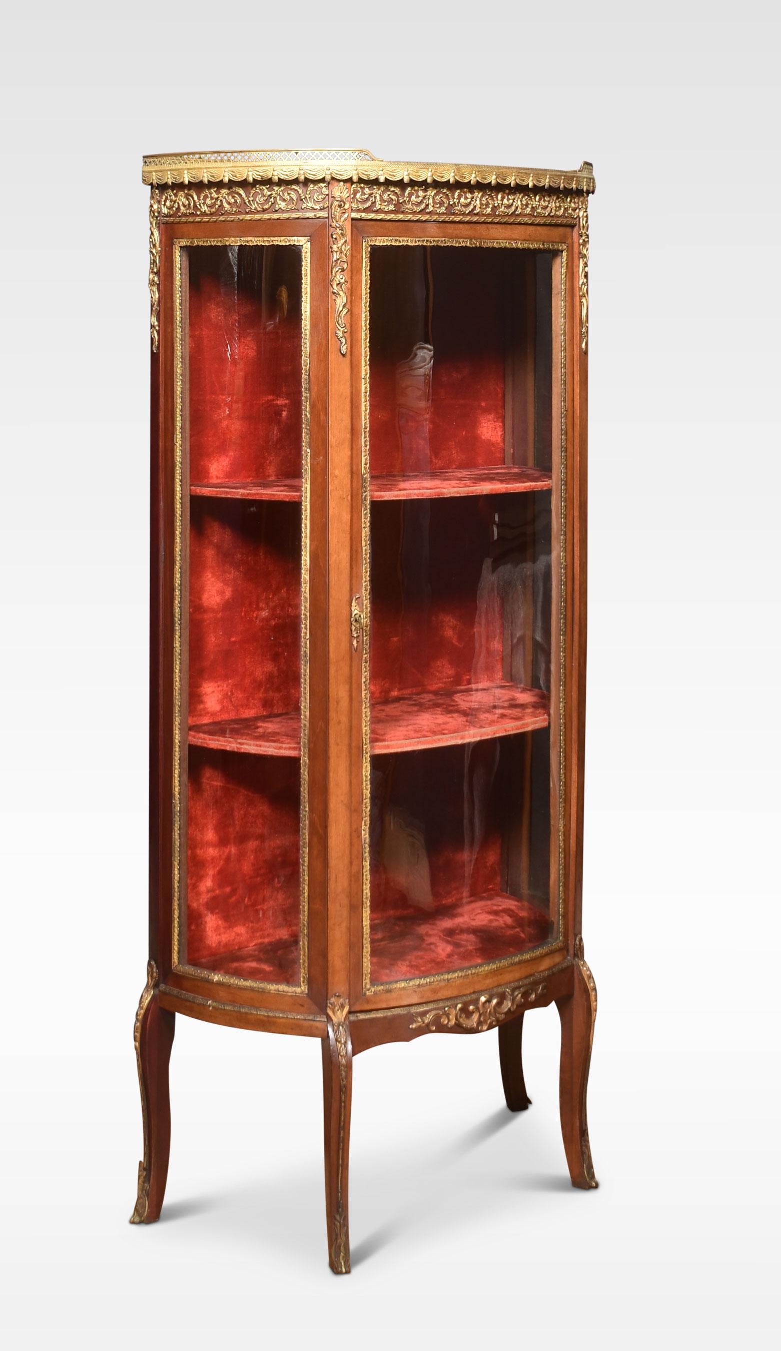 Walnut Bow Fronted Display Cabinet In Good Condition For Sale In Cheshire, GB