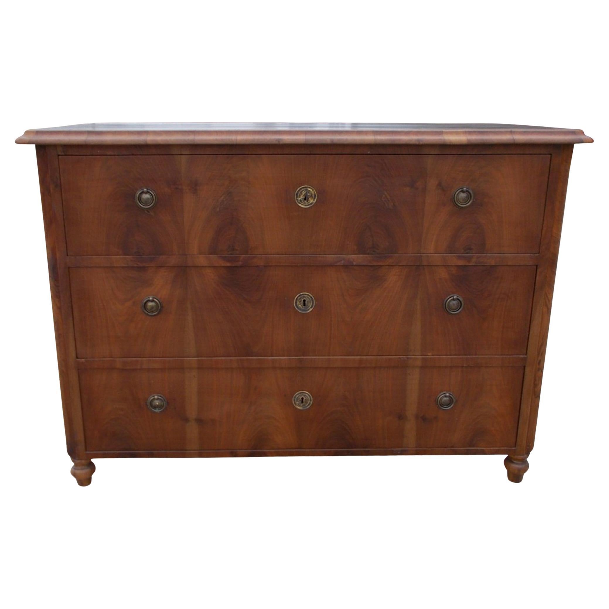 Walnut Briar Chest of Drawer, End of the 19th Century For Sale