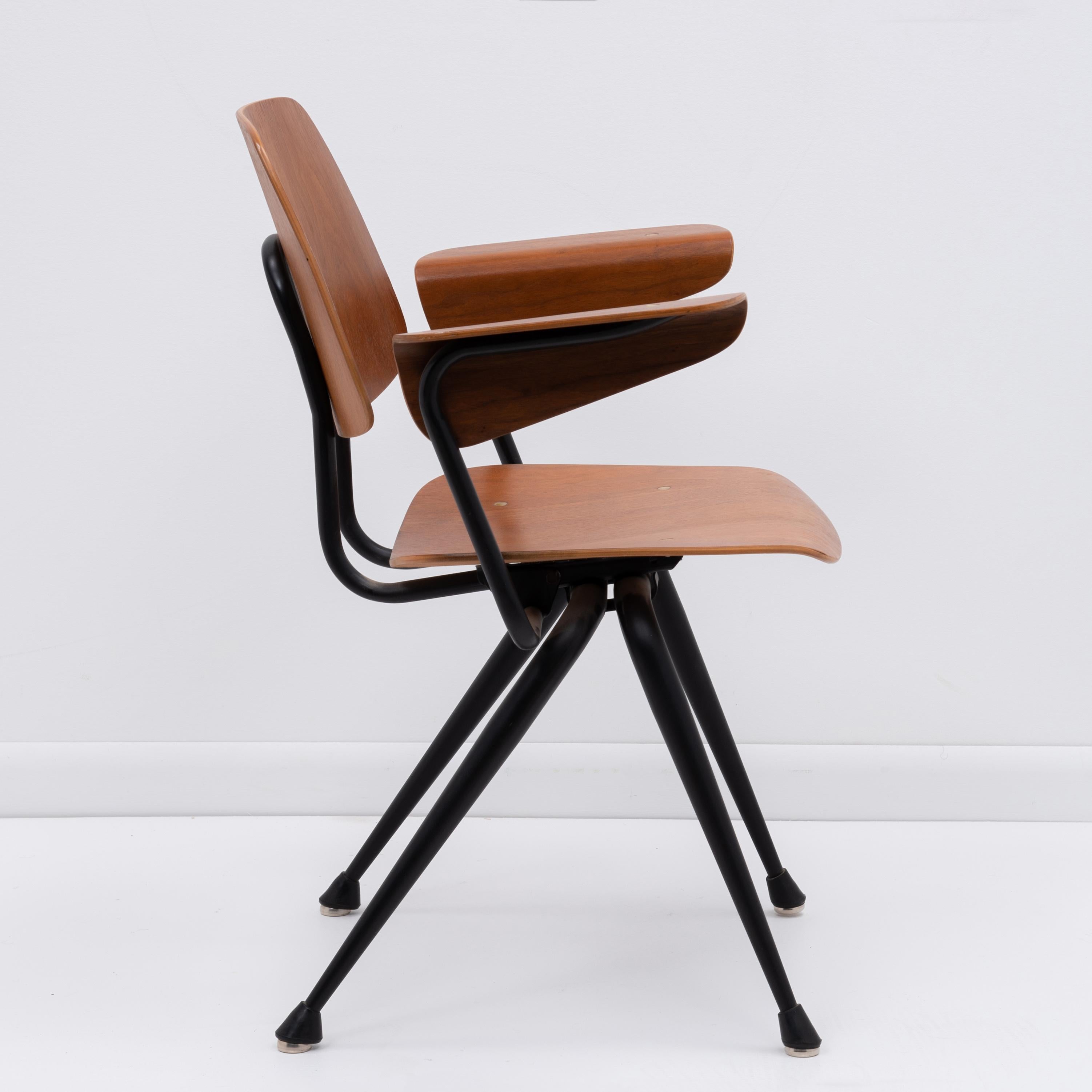 Metallo Poltrone in compensato di noce Brunswick Eames DCW Jean Prouve - Set di 4 pezzi in vendita