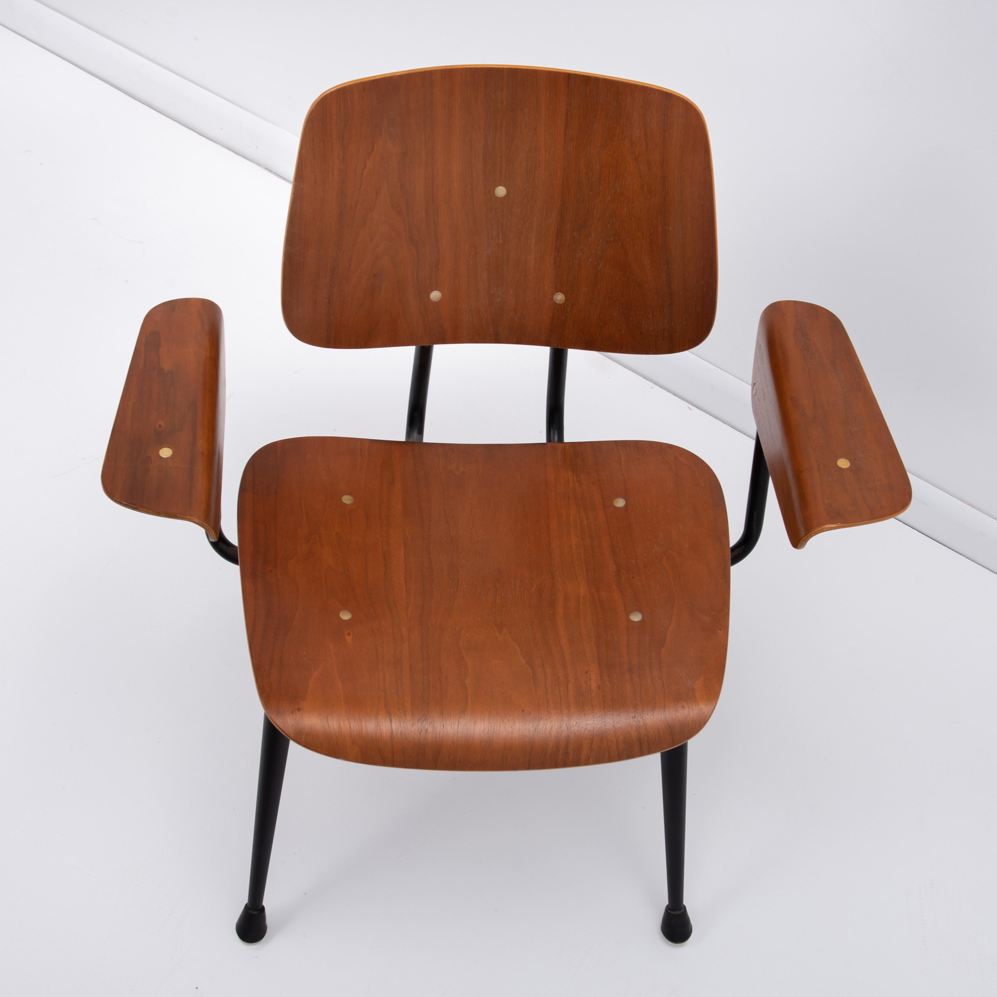 Walnut Brunswick Walnut Plywood Armchairs Eames DCW Jean Prouve - a Set of 4 For Sale 3