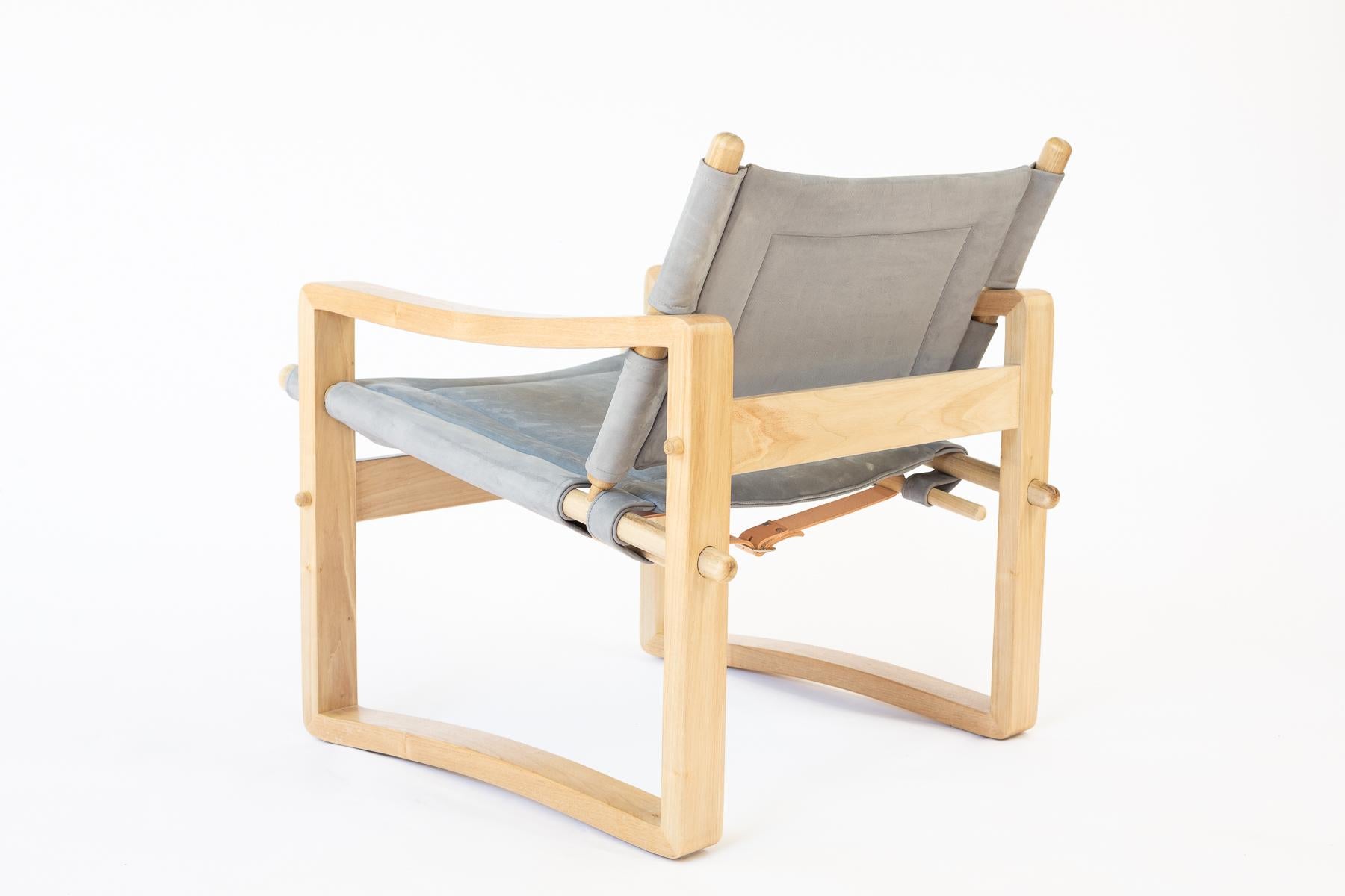 Campaigner Safari Chair aus Nussbaum mit schwarzem oder braunem Leder- oder Wildlederbezug (Holzarbeit) im Angebot