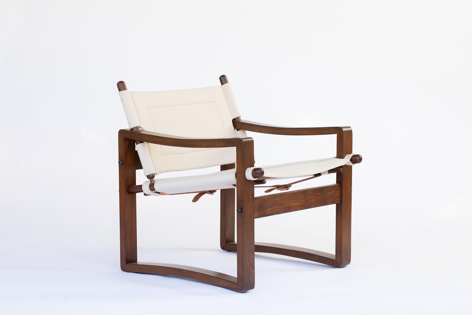 Campaigner Safari Chair aus Nussbaum mit schwarzem oder braunem Leder- oder Wildlederbezug im Angebot 1