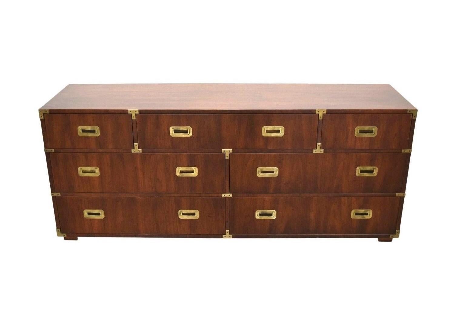 This handsome seven-drawer dresser is a classic! Part of Henredon's iconic 