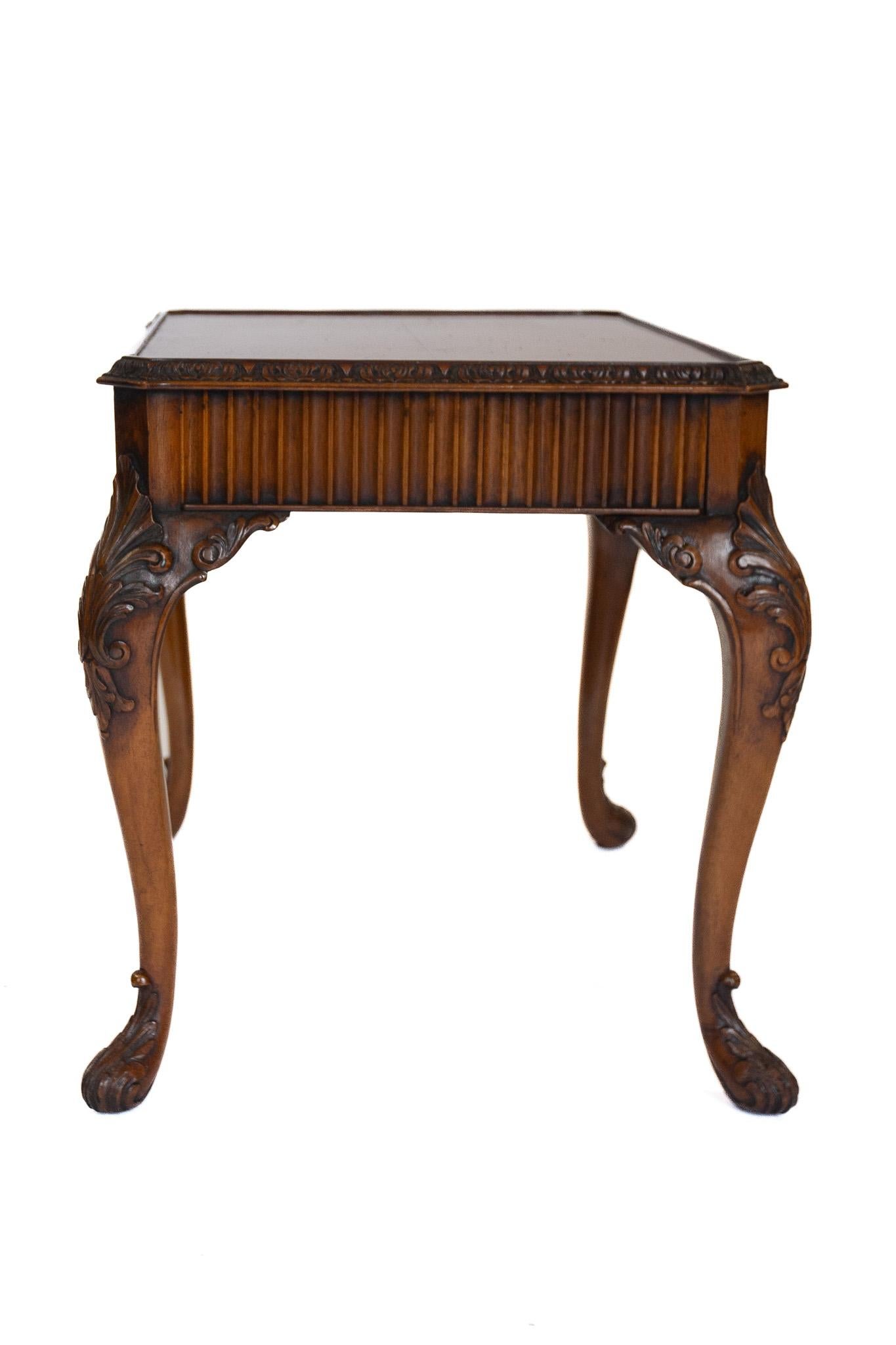 Walnut & carved coffee table with drawer In Good Condition For Sale In Dereham, GB