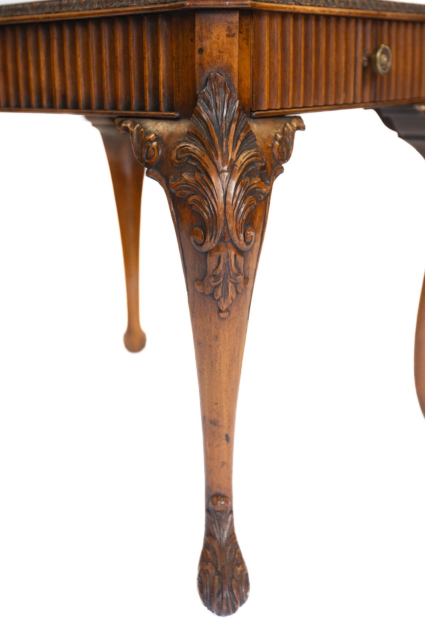 Walnut & carved coffee table with drawer For Sale 2