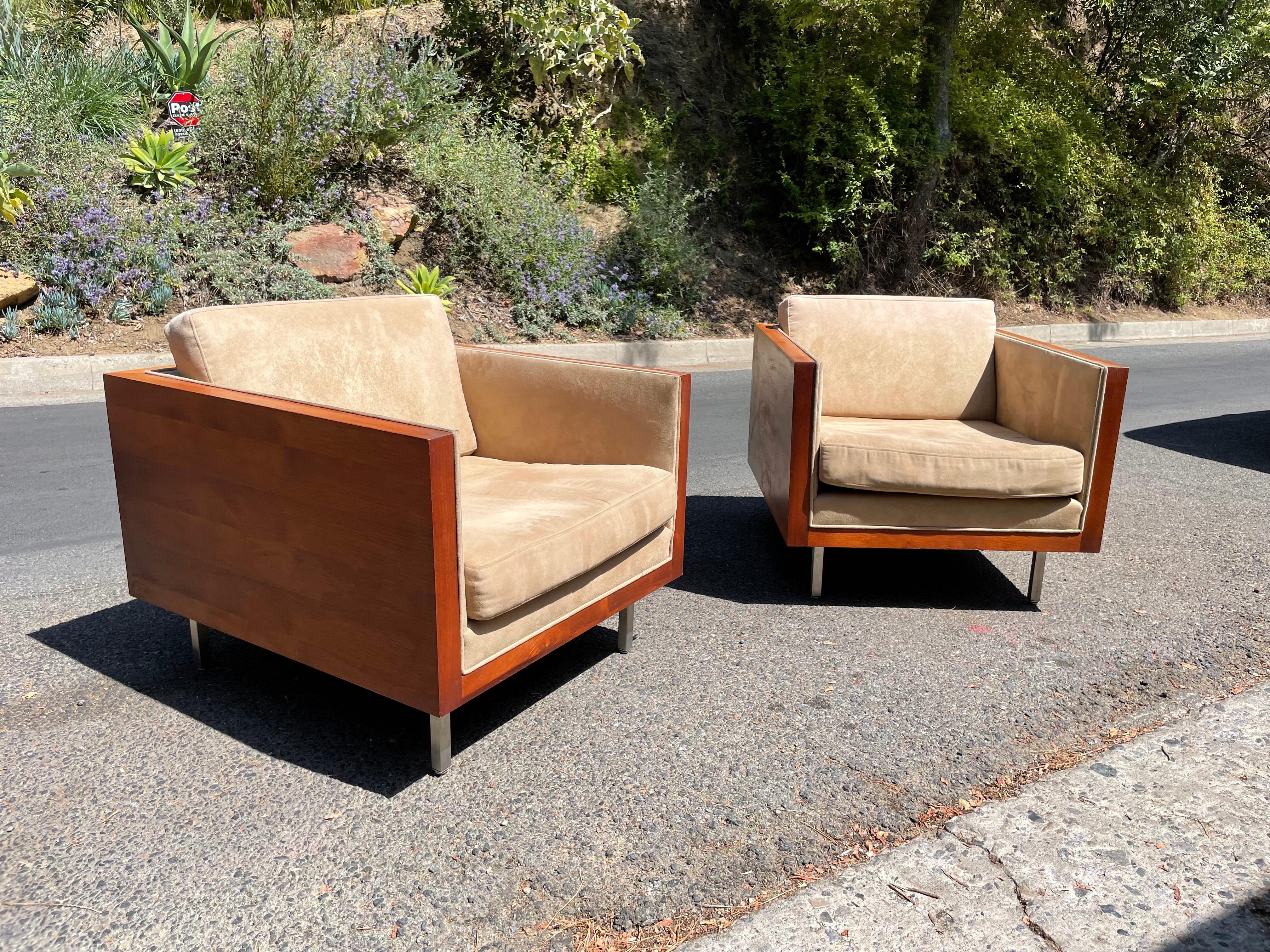 Walnut Case Cube Baughman Style Lounge Chairs - Pair In Good Condition In Los Angeles, CA