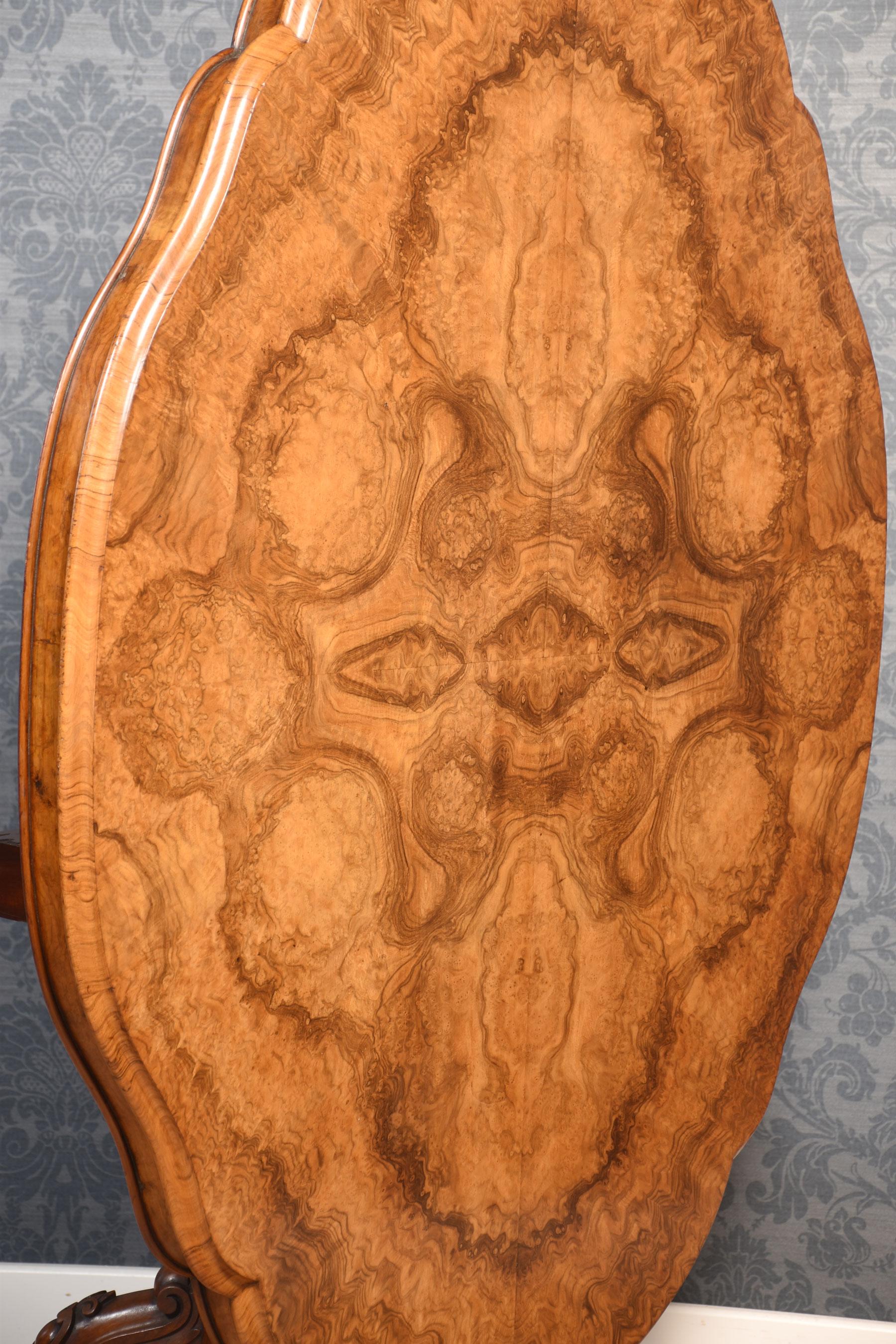 Walnut center table For Sale 5