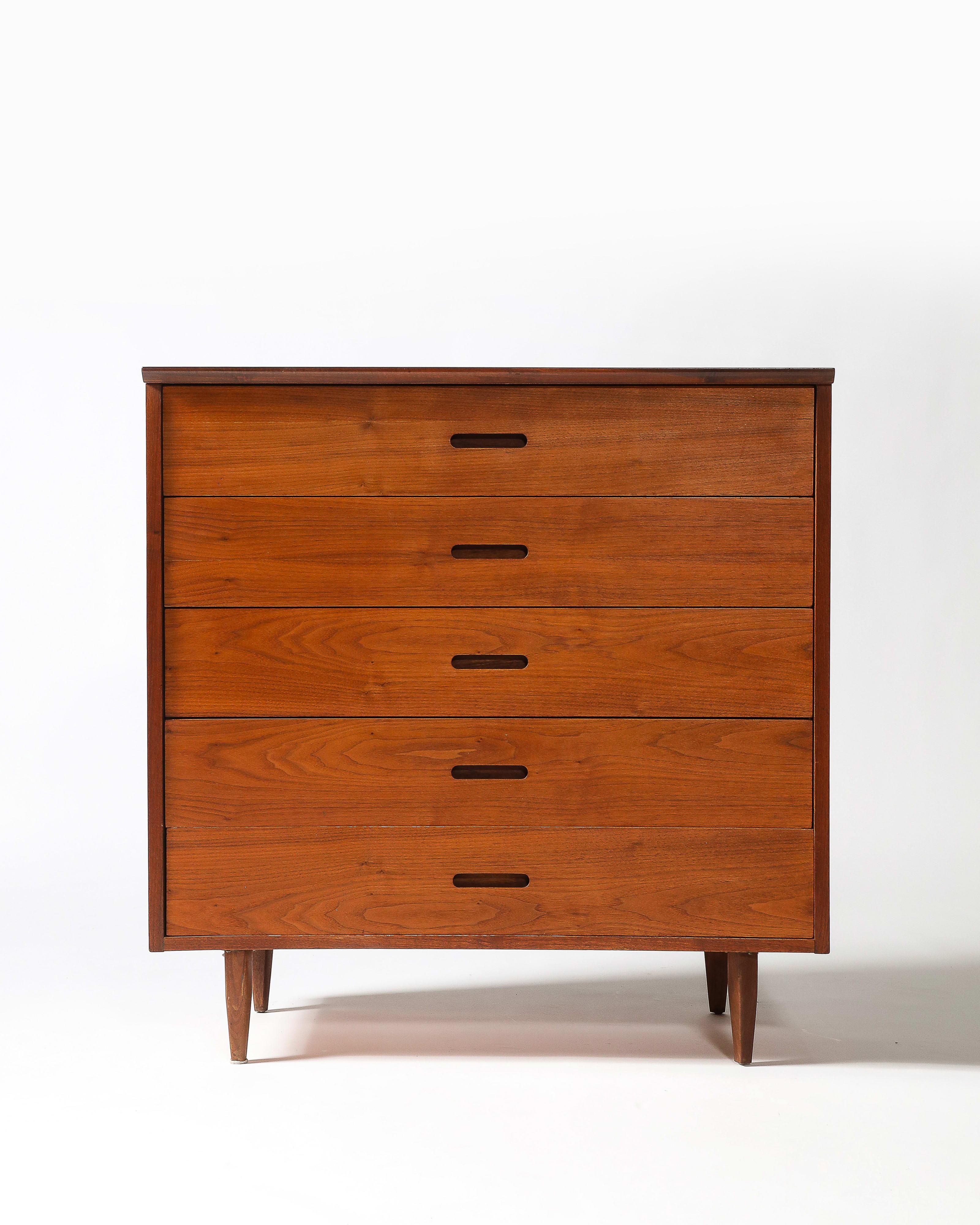 Kommode aus Nussbaumholz, Vereinigte Staaten, um 1950 (Walnuss) im Angebot