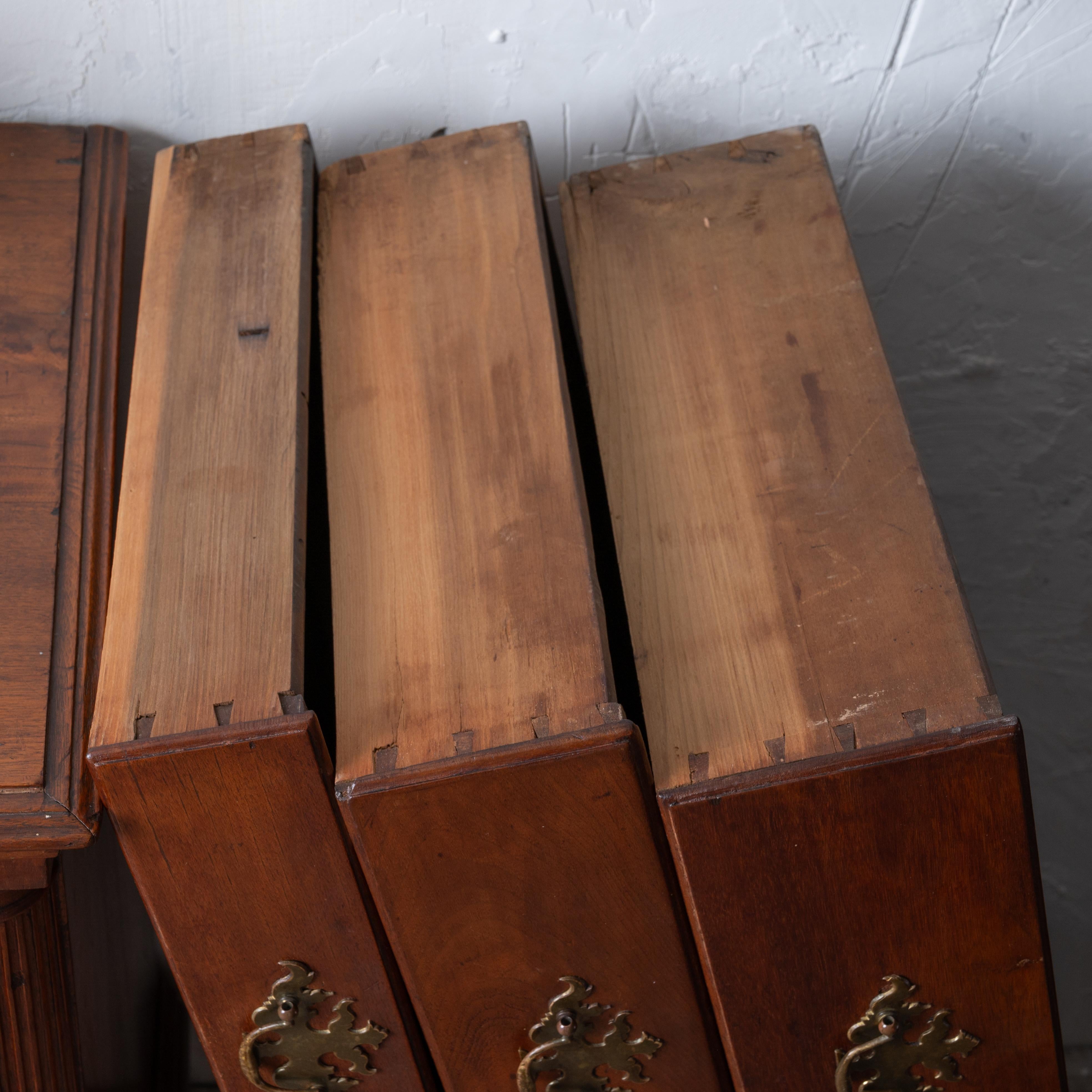 Chippendale-Truhe aus Nussbaum, Pennsylvania, 18. Jahrhundert im Angebot 9