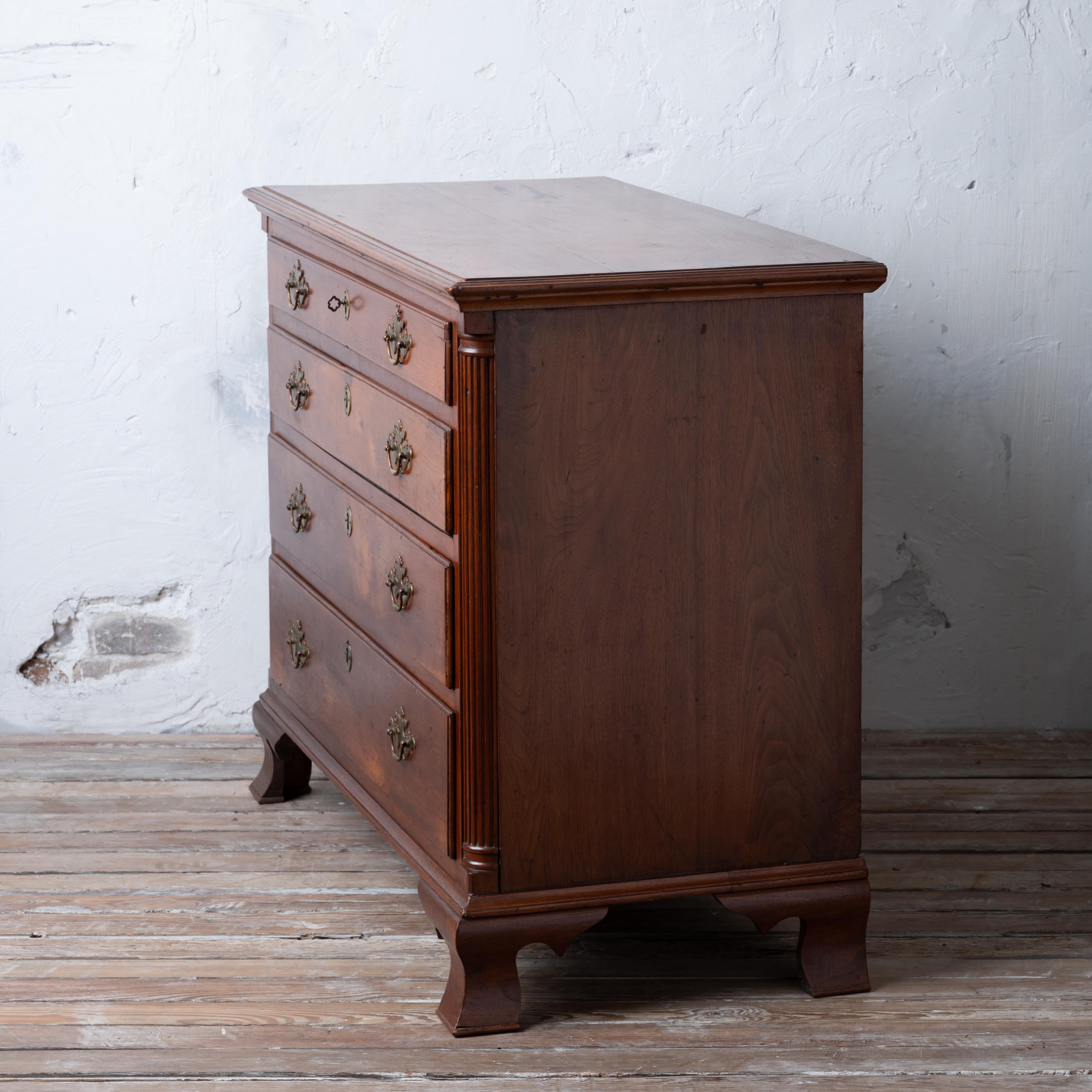 Chippendale-Truhe aus Nussbaum, Pennsylvania, 18. Jahrhundert im Angebot 1