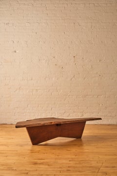 Mesa baja de nogal de George Nakashima