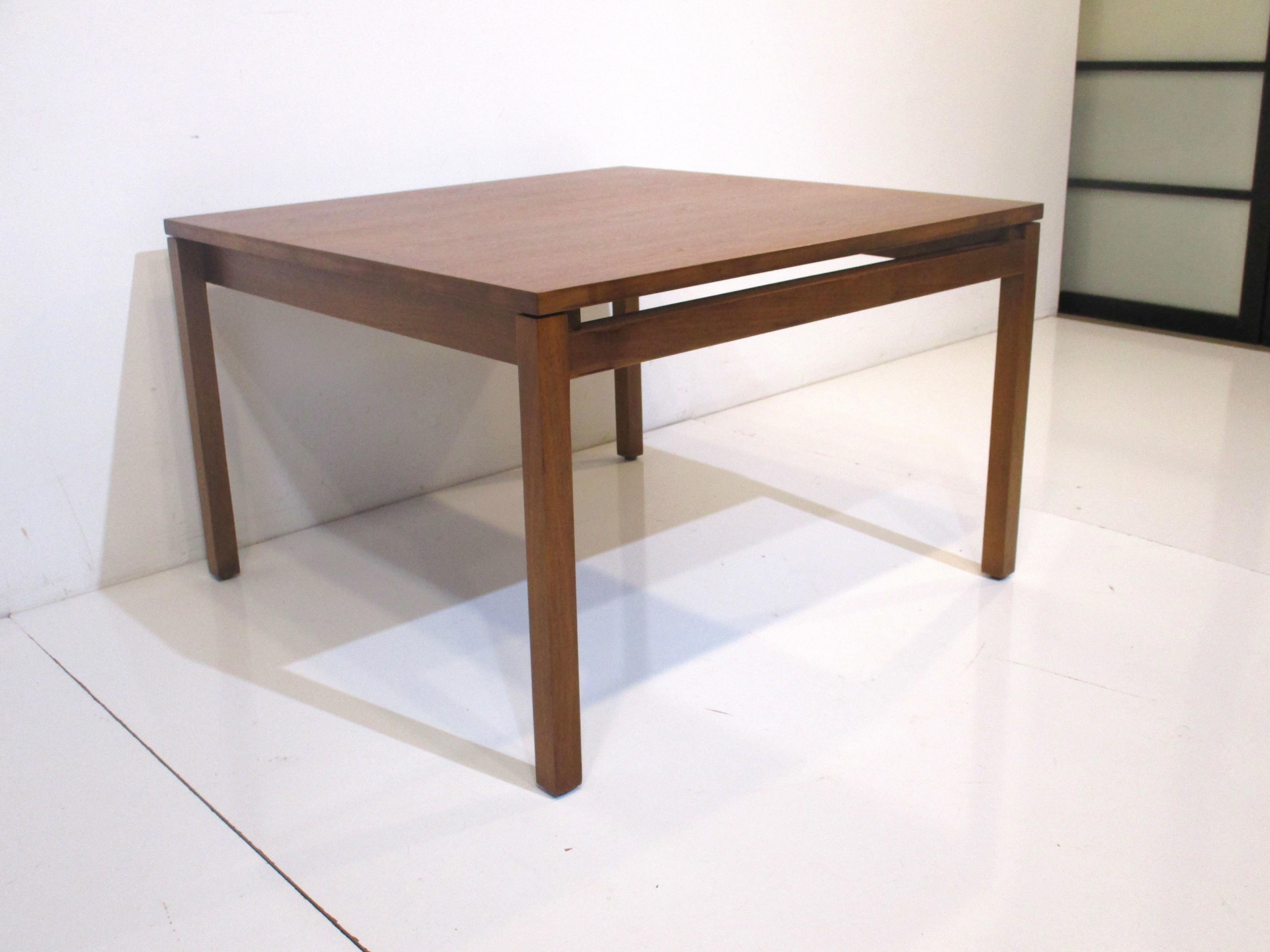 Walnut Coffee Table by Lewis Butler for Knoll International For Sale 3