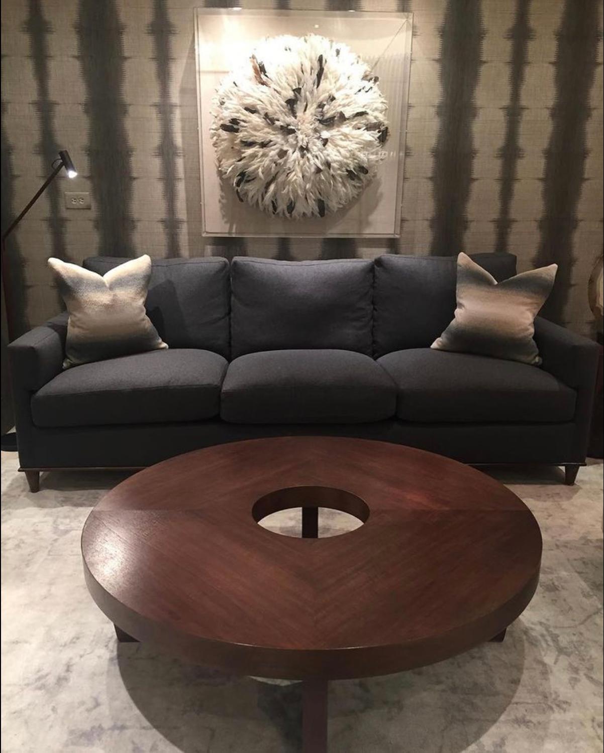 Table basse en noyer en vente 3