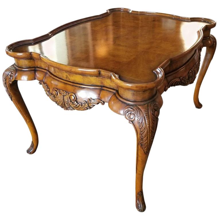 Walnut Coffee Table with a Scalloped Top, 20th Century