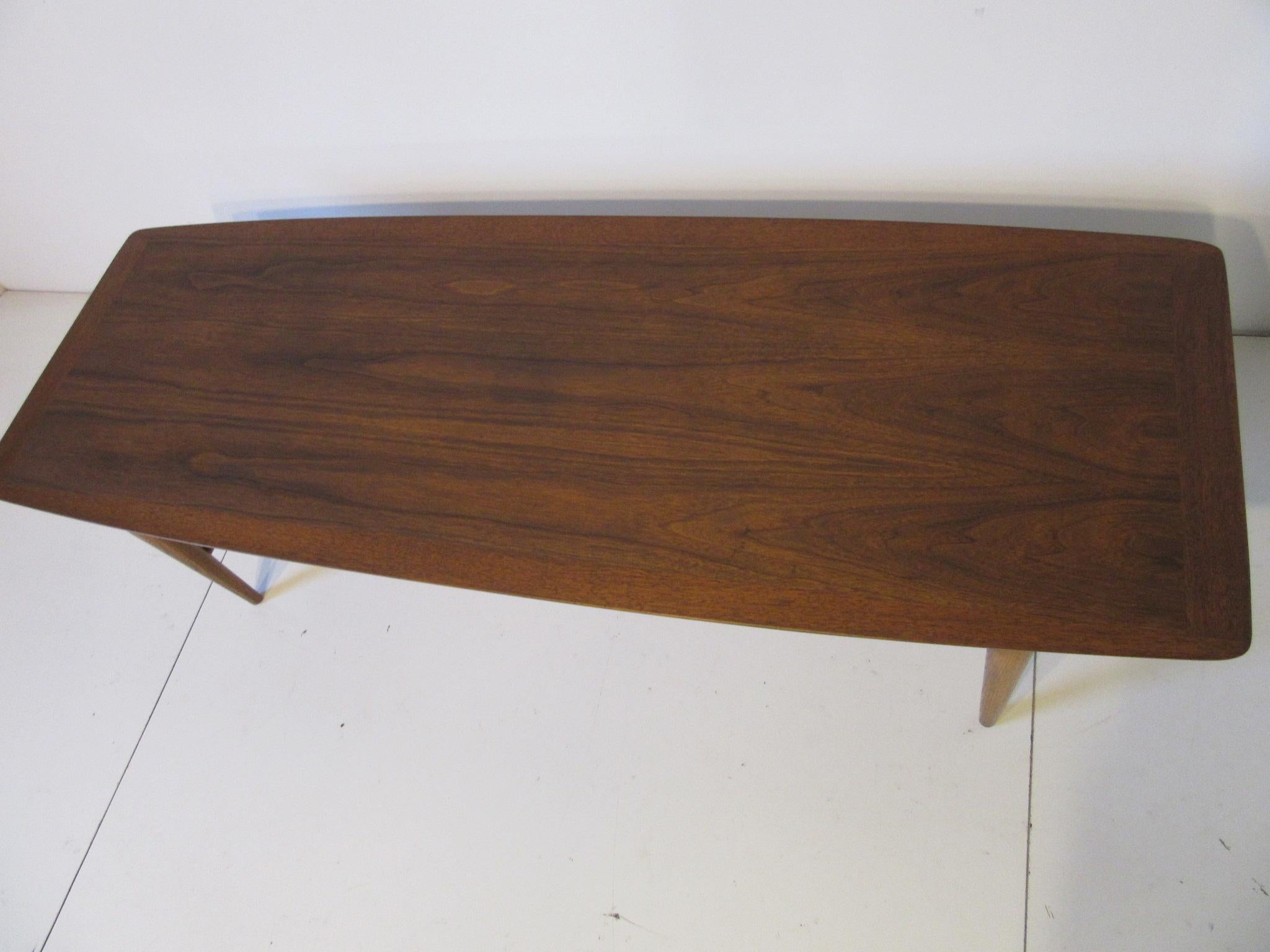 lane coffee table with drawer