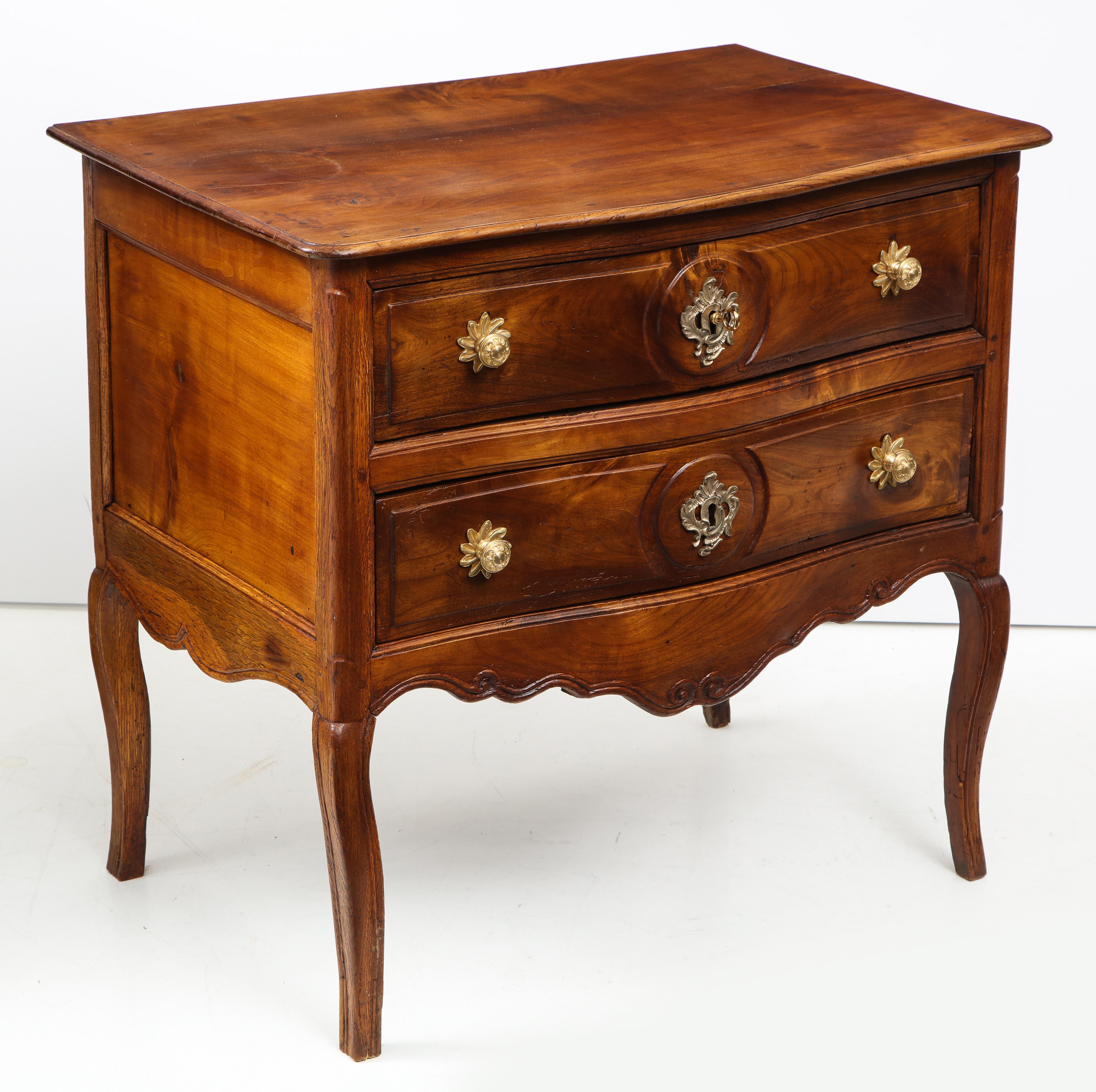 Walnut Commode 2