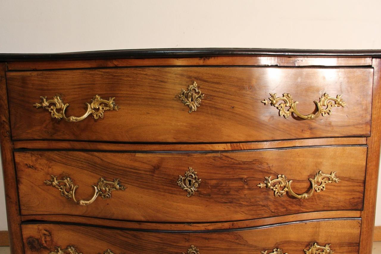 Walnut Commode from the 18th Century Jean-Francois Hache 4