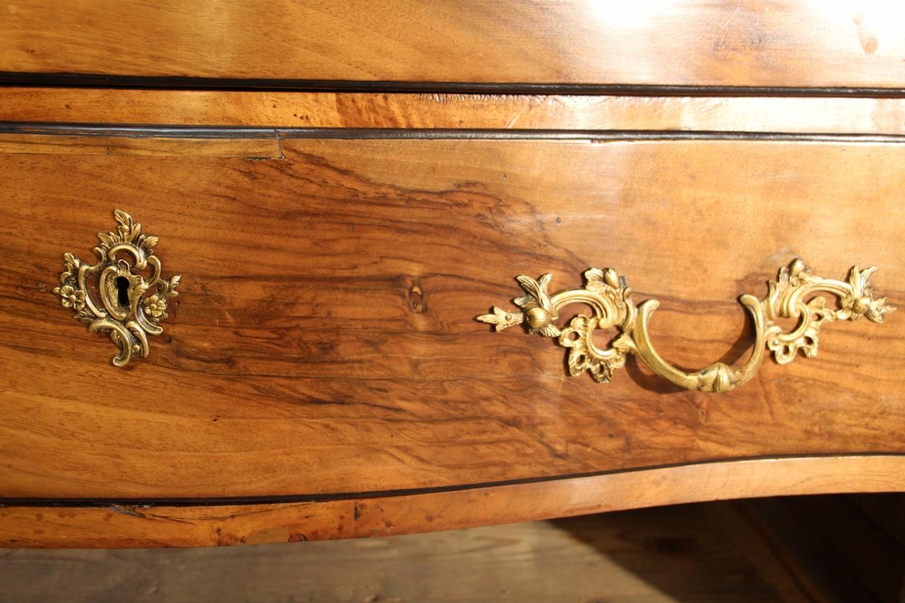 Walnut Commode from the 18th Century Jean-Francois Hache 6
