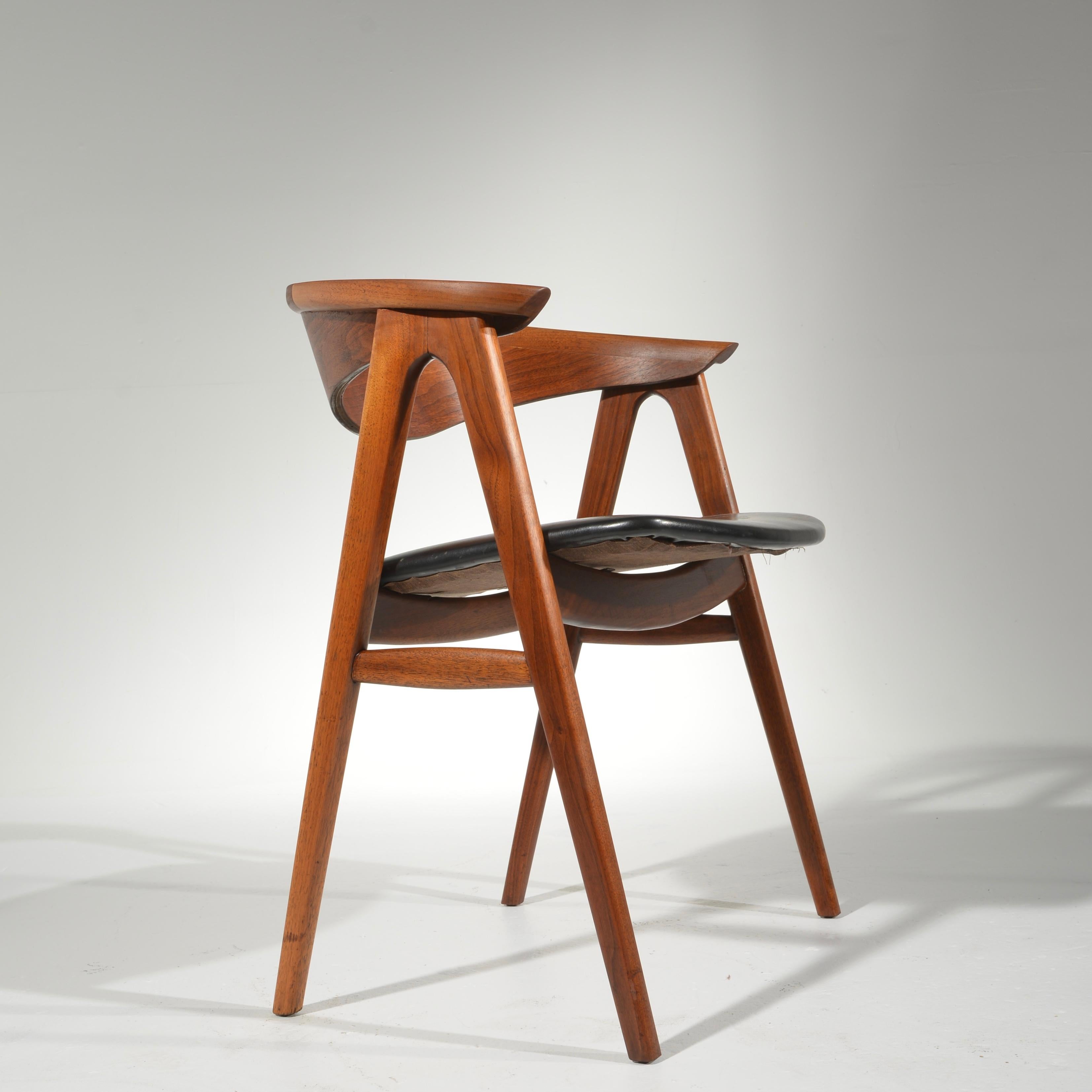 Scandinavian Modern Walnut Compass Chair by Erik Kirkegaard for Høng Stolefabrik and DUX