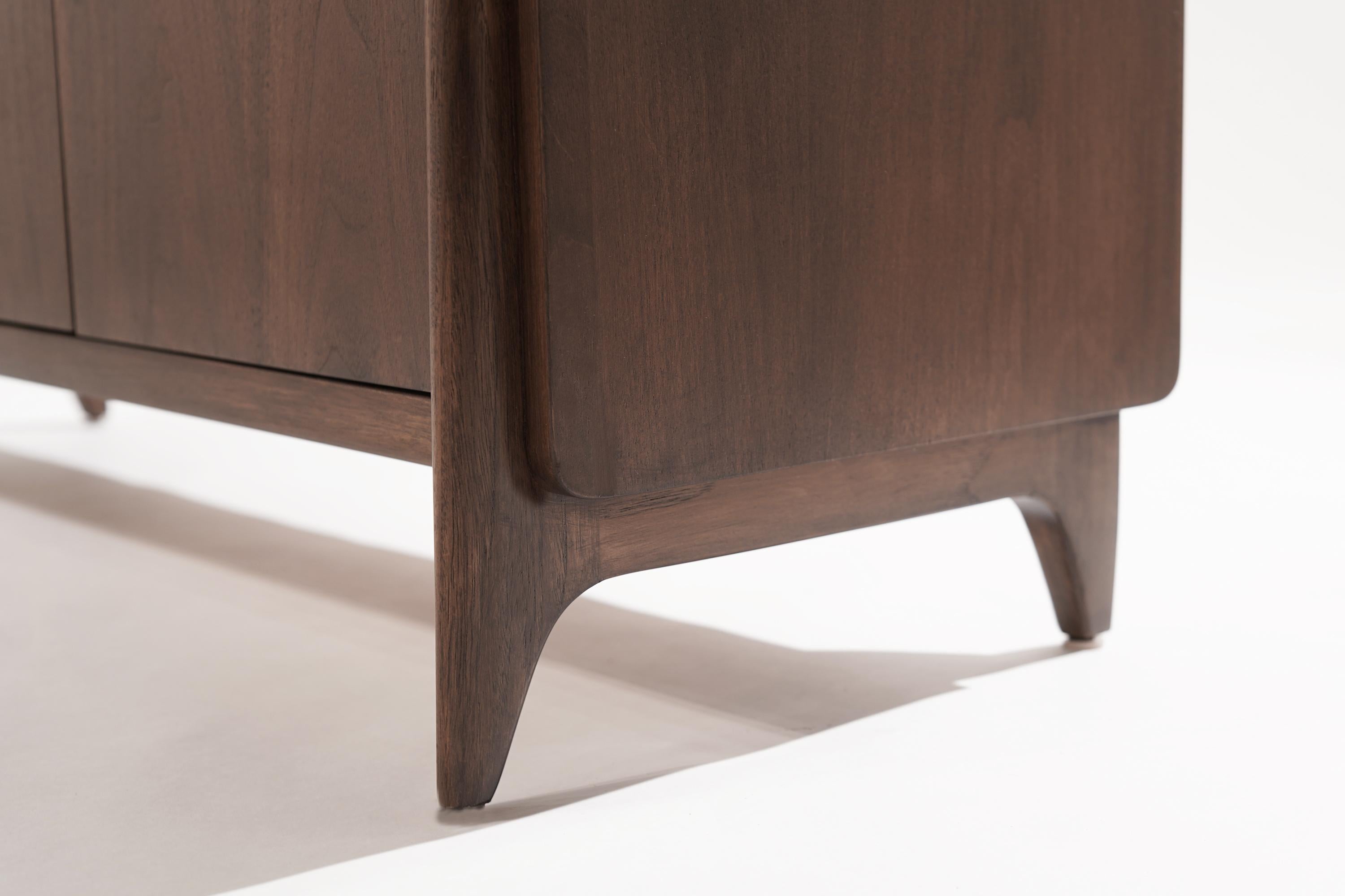 Mid-Century Modern Walnut Console by John Stuart, 1950s