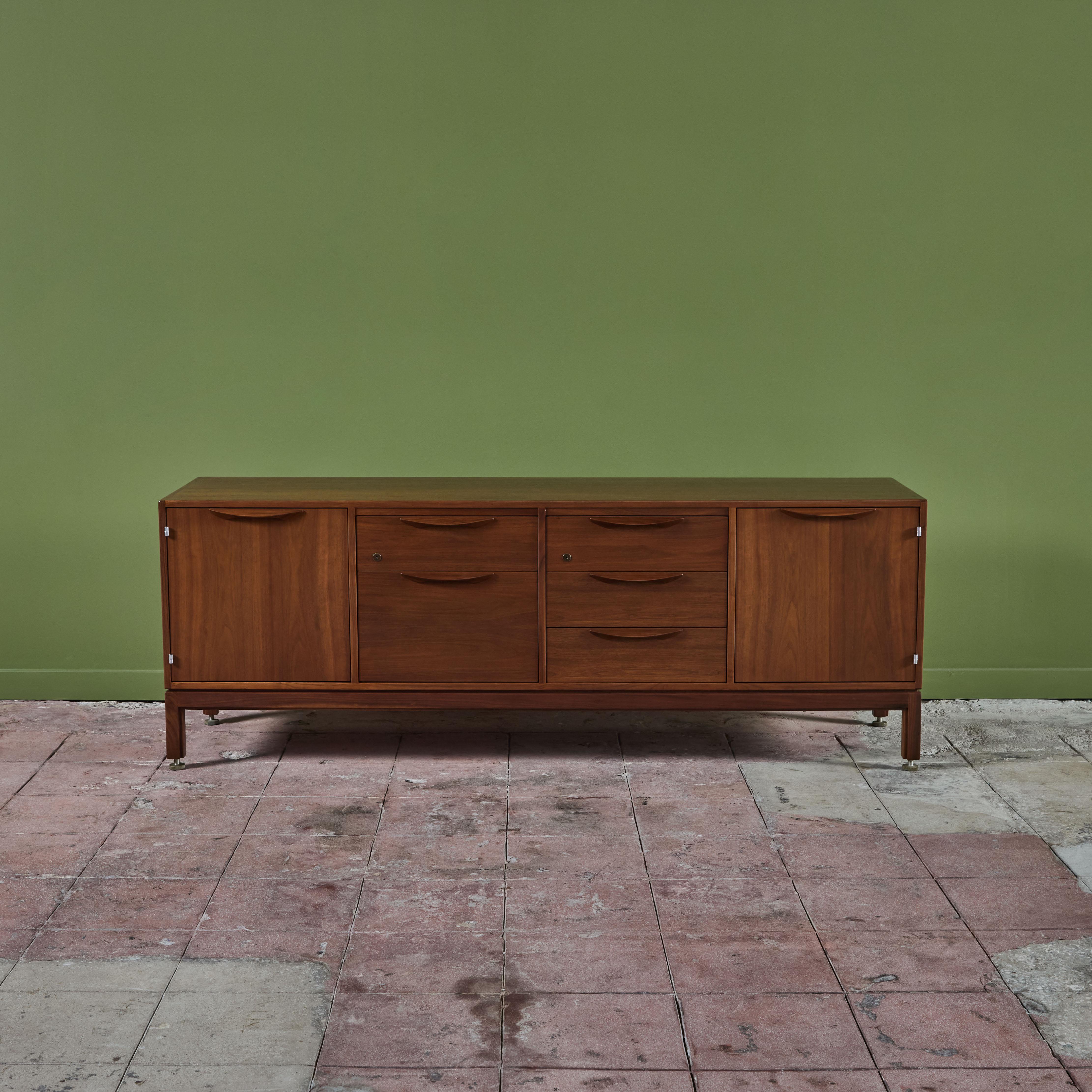 Walnut Credenza by Jens Risom For Sale 4